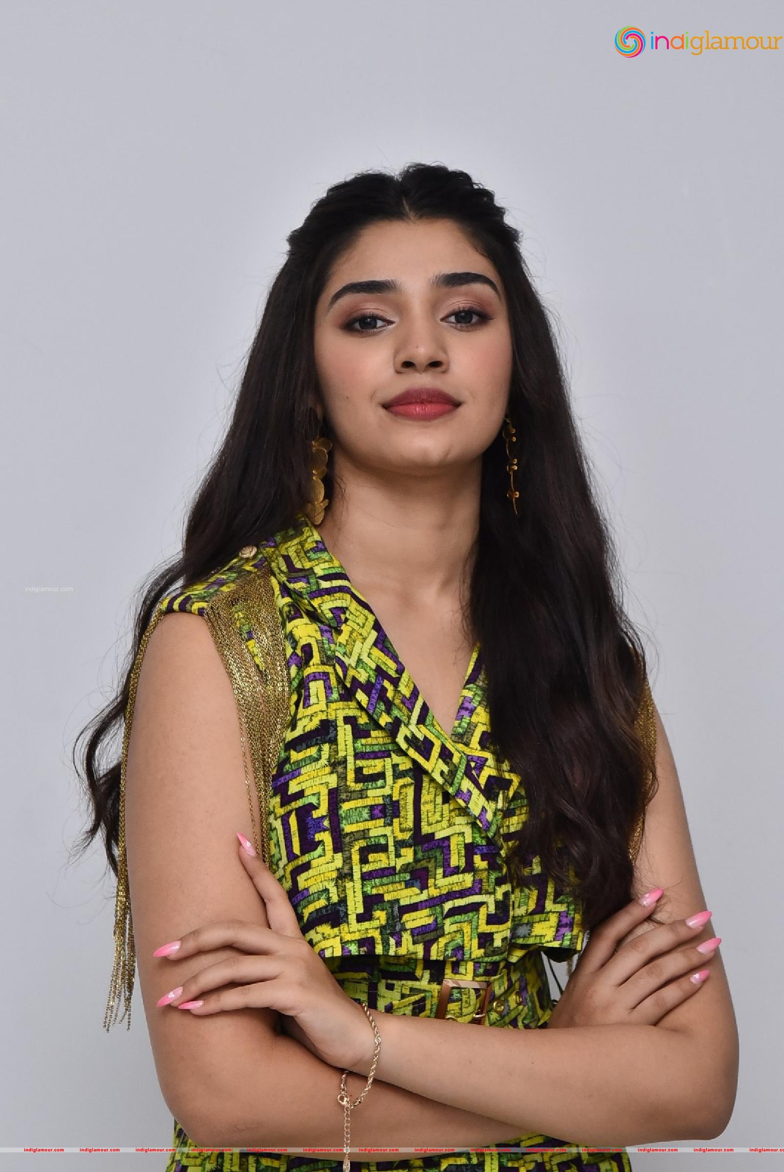 Krithi Shetty Actress hd photo