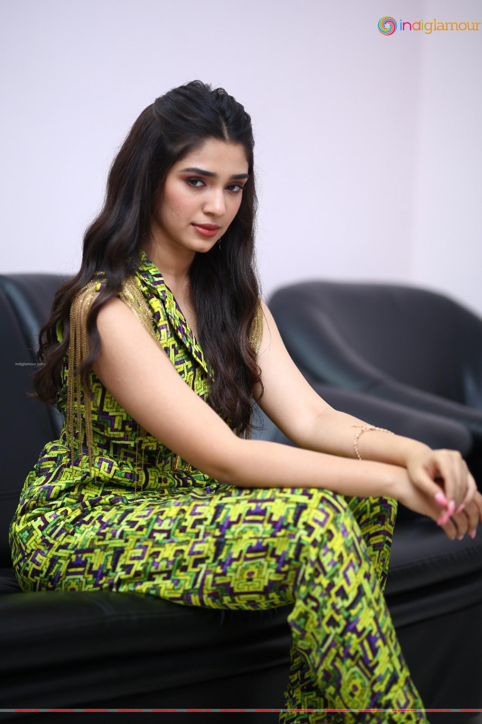 Krithi Shetty Actress hd photo