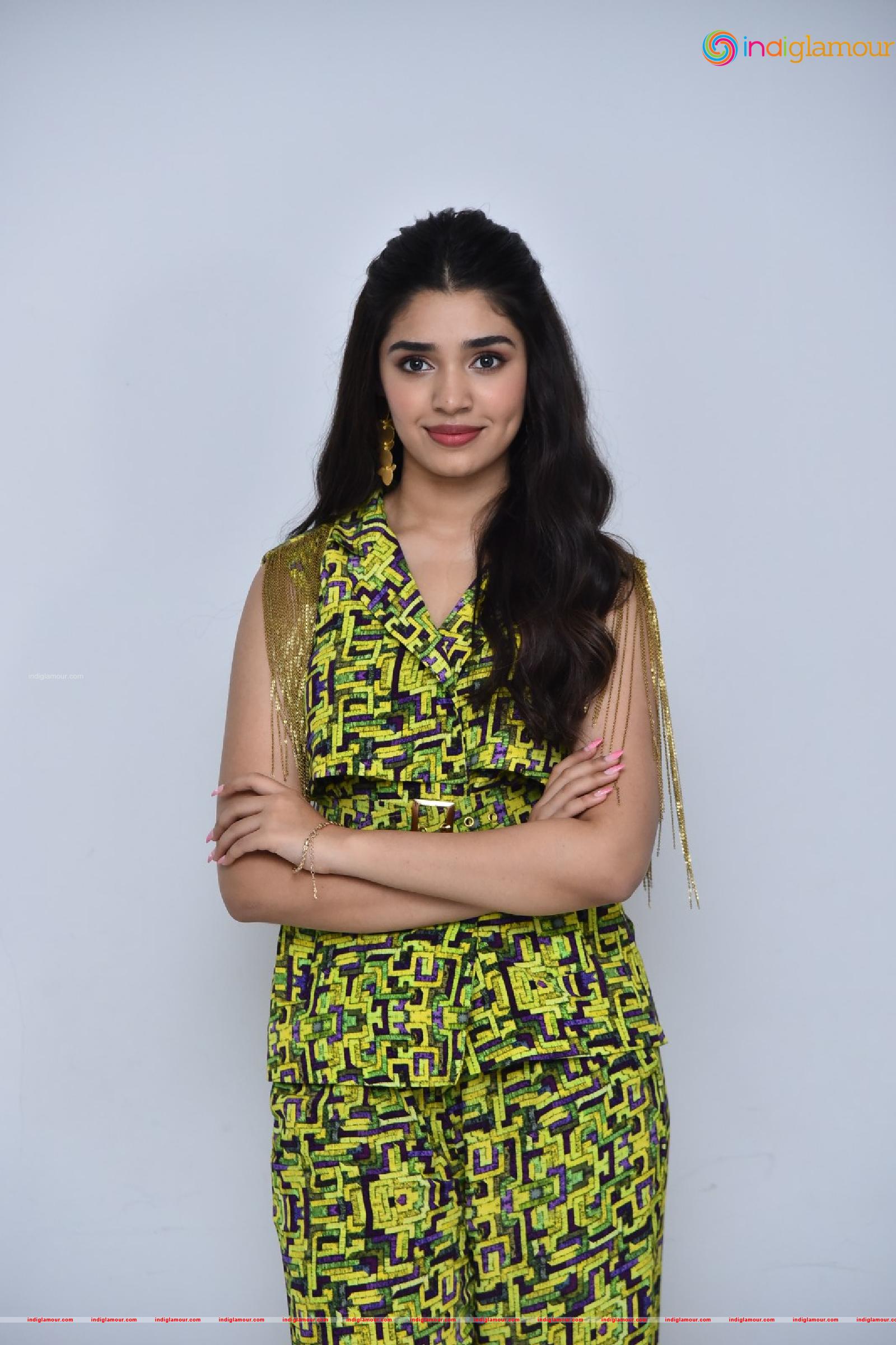 Krithi Shetty Actress hd photo