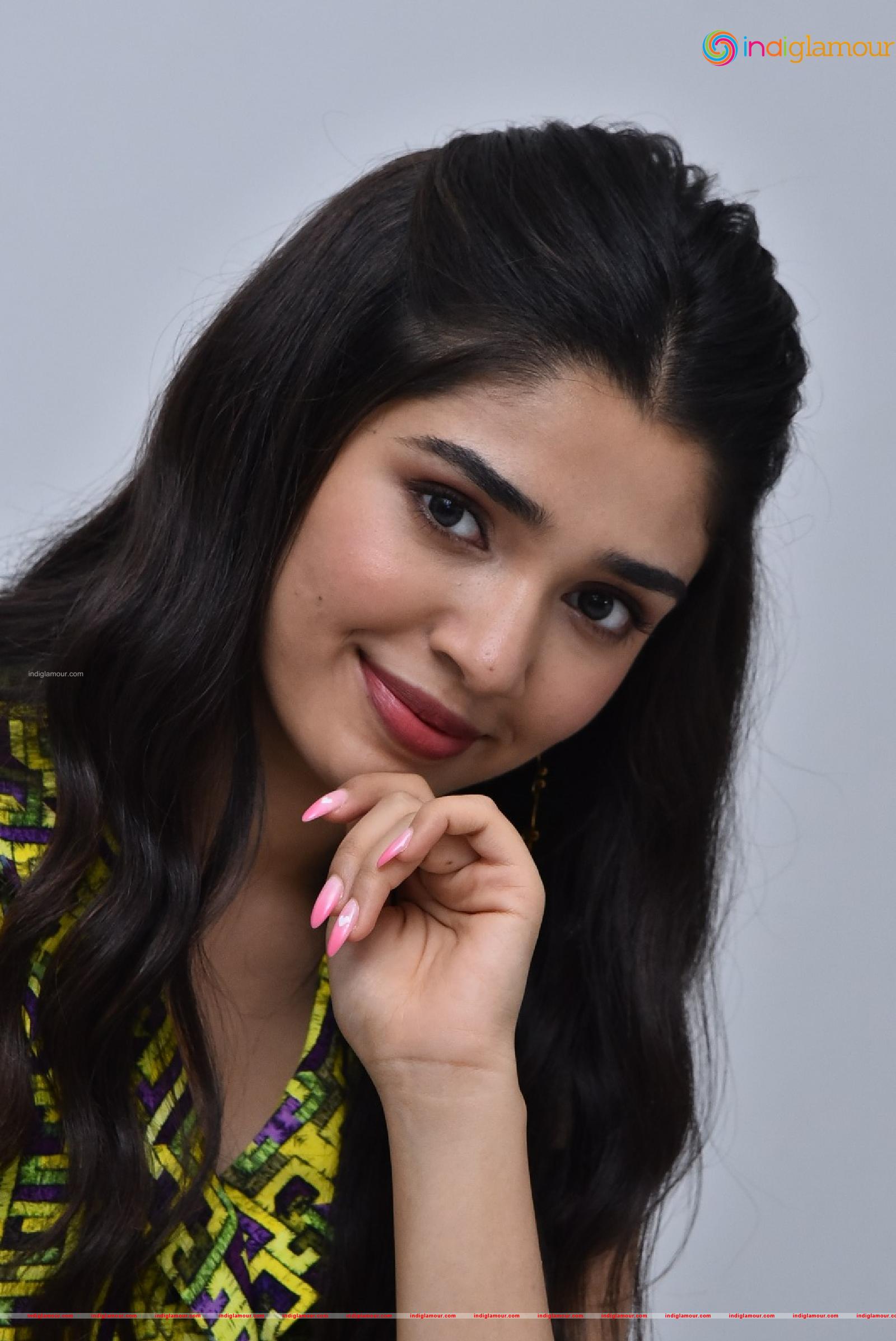 Krithi Shetty Actress hd photo