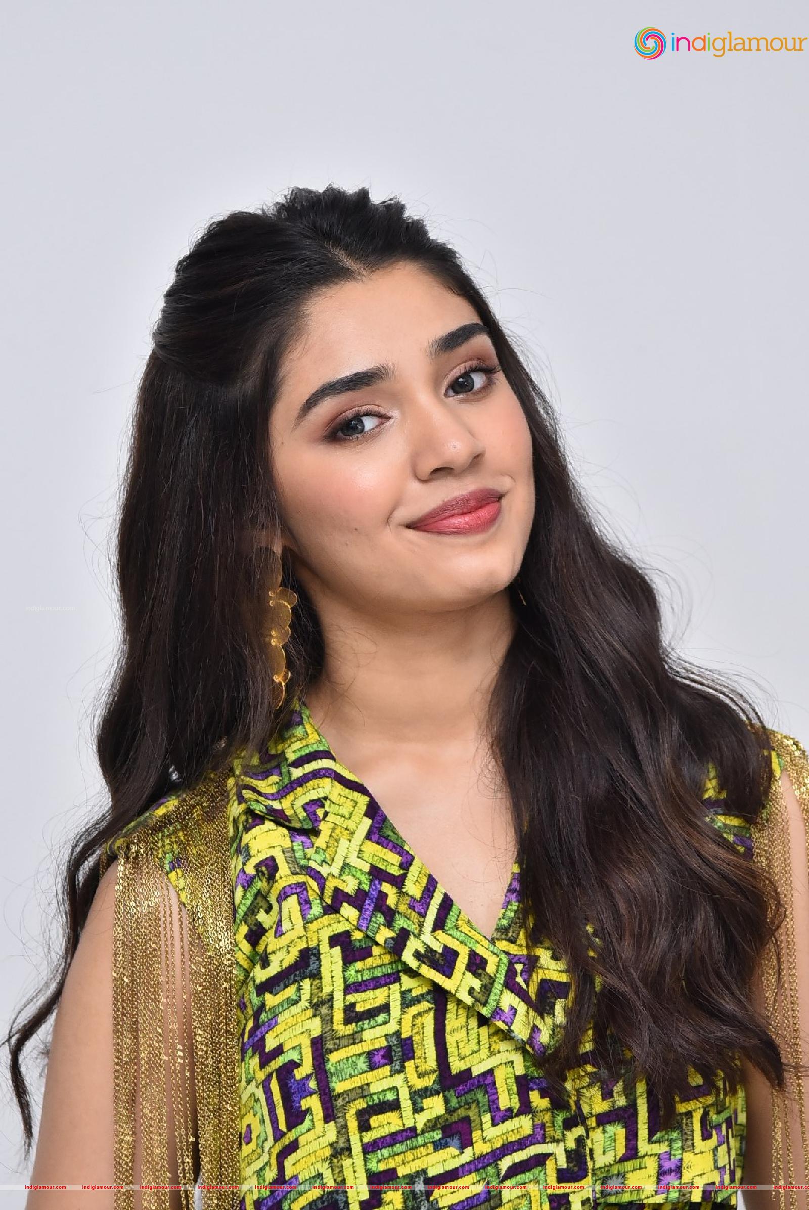 Krithi Shetty Actress hd photo