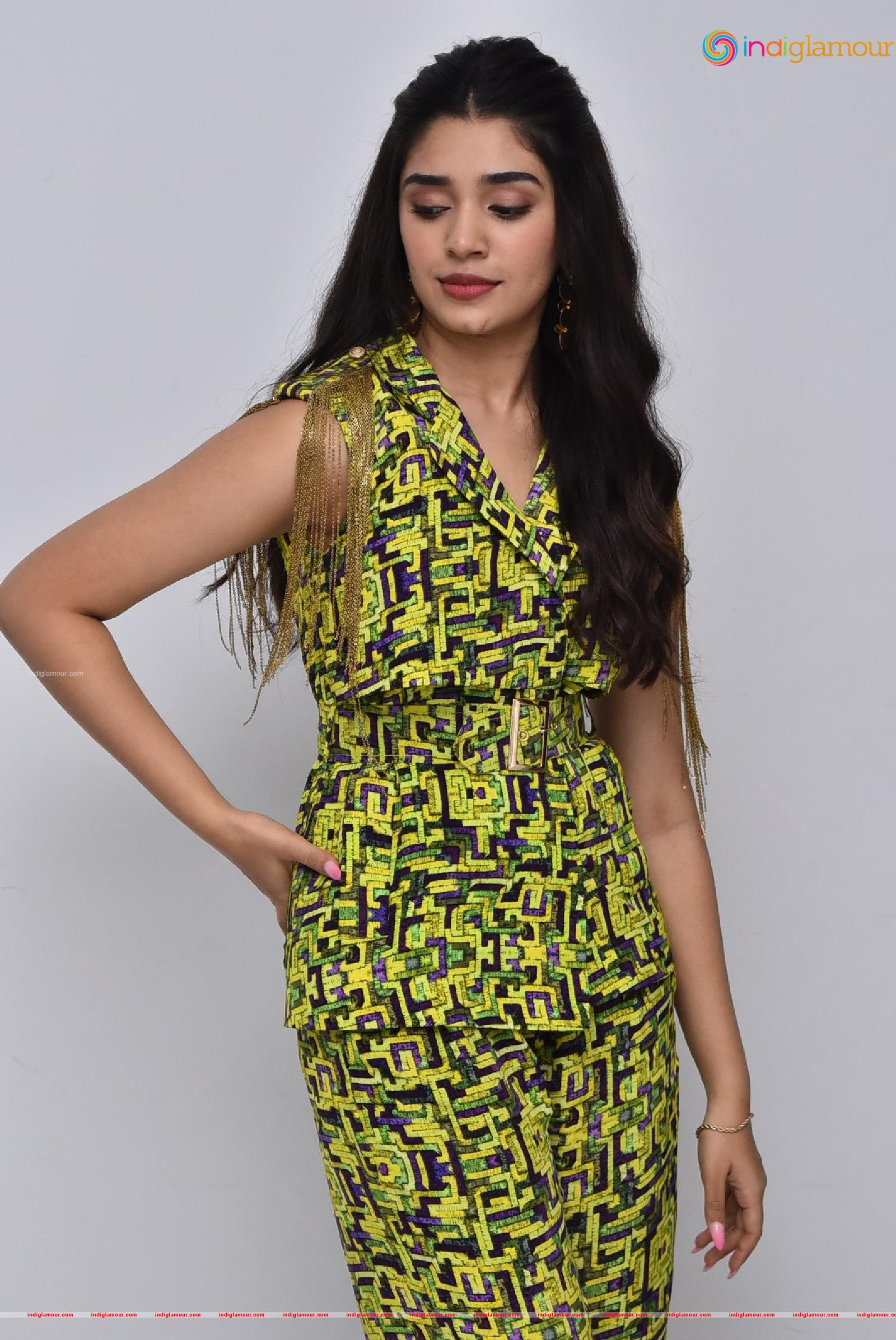 Krithi Shetty Actress hd photo