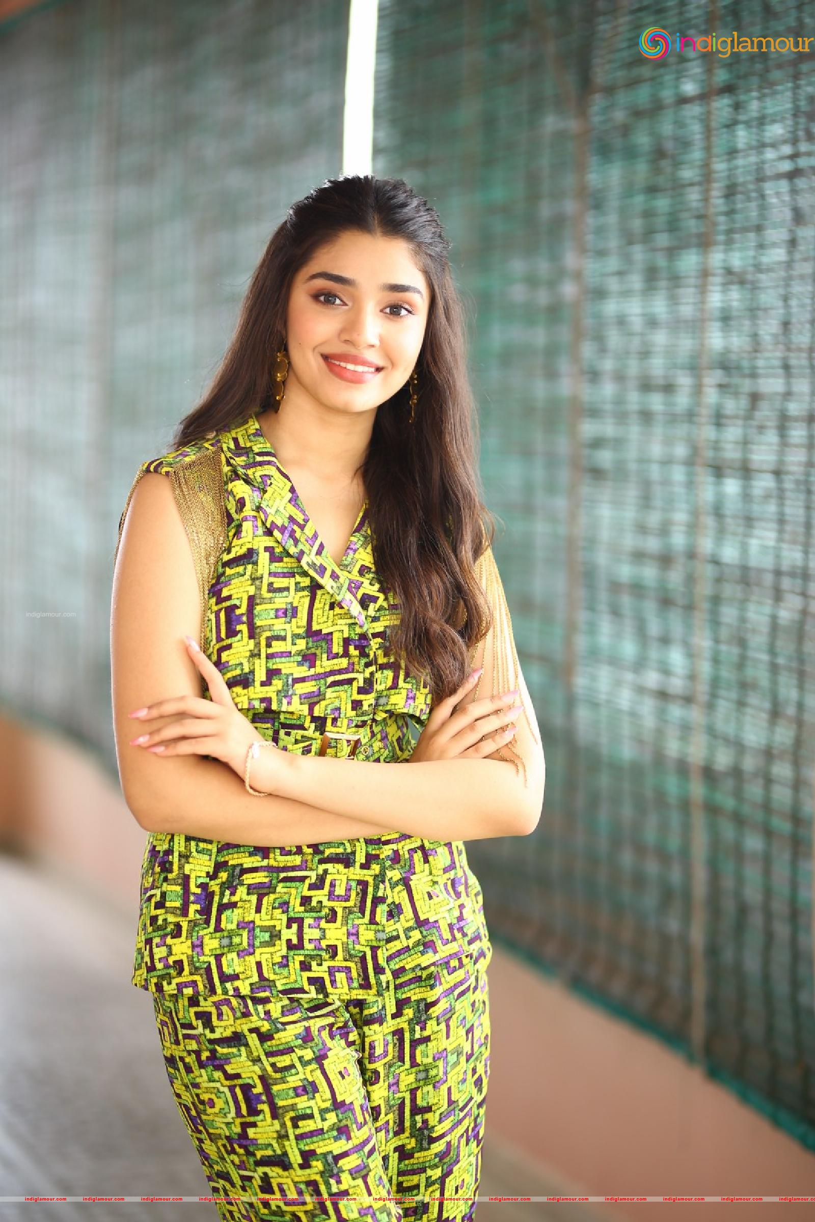 Krithi Shetty Actress hd photo