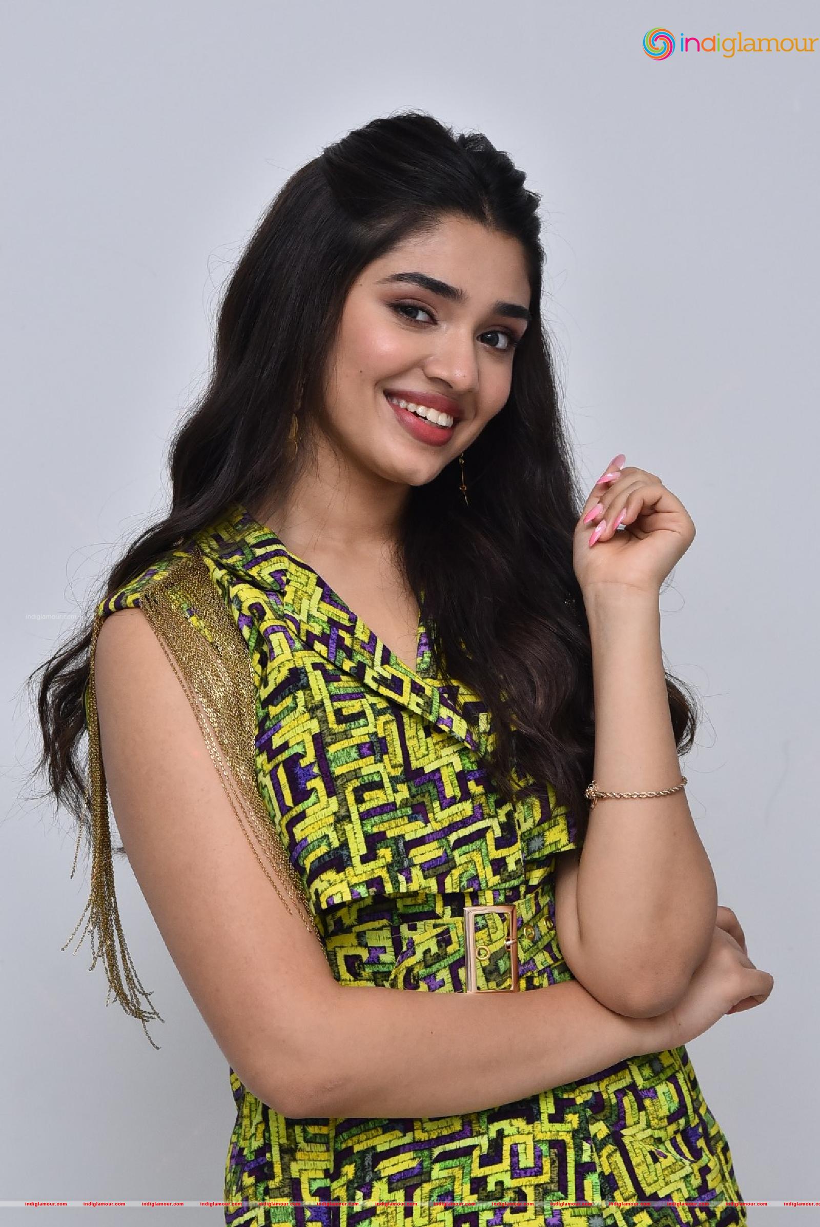Krithi Shetty Actress hd photo
