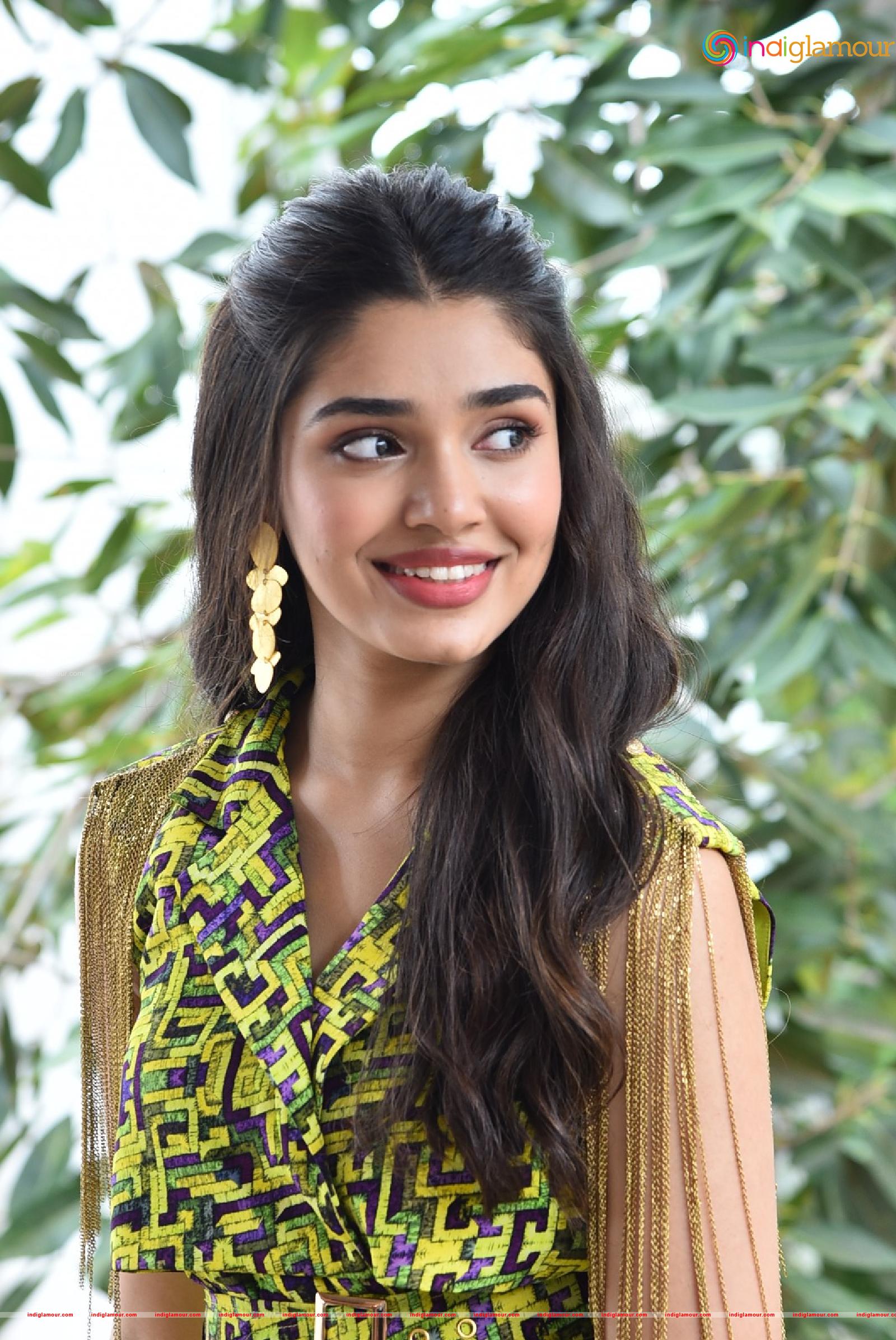 Krithi Shetty Actress hd photo