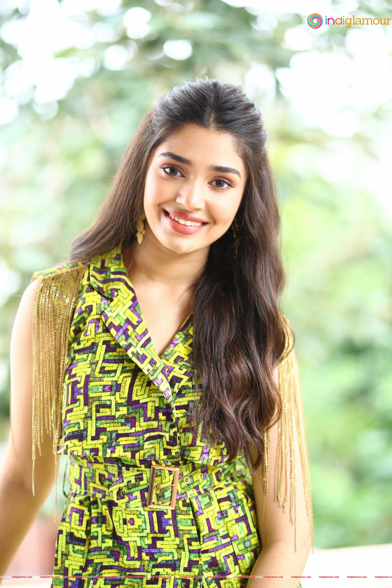 Krithi Shetty Actress hd photo