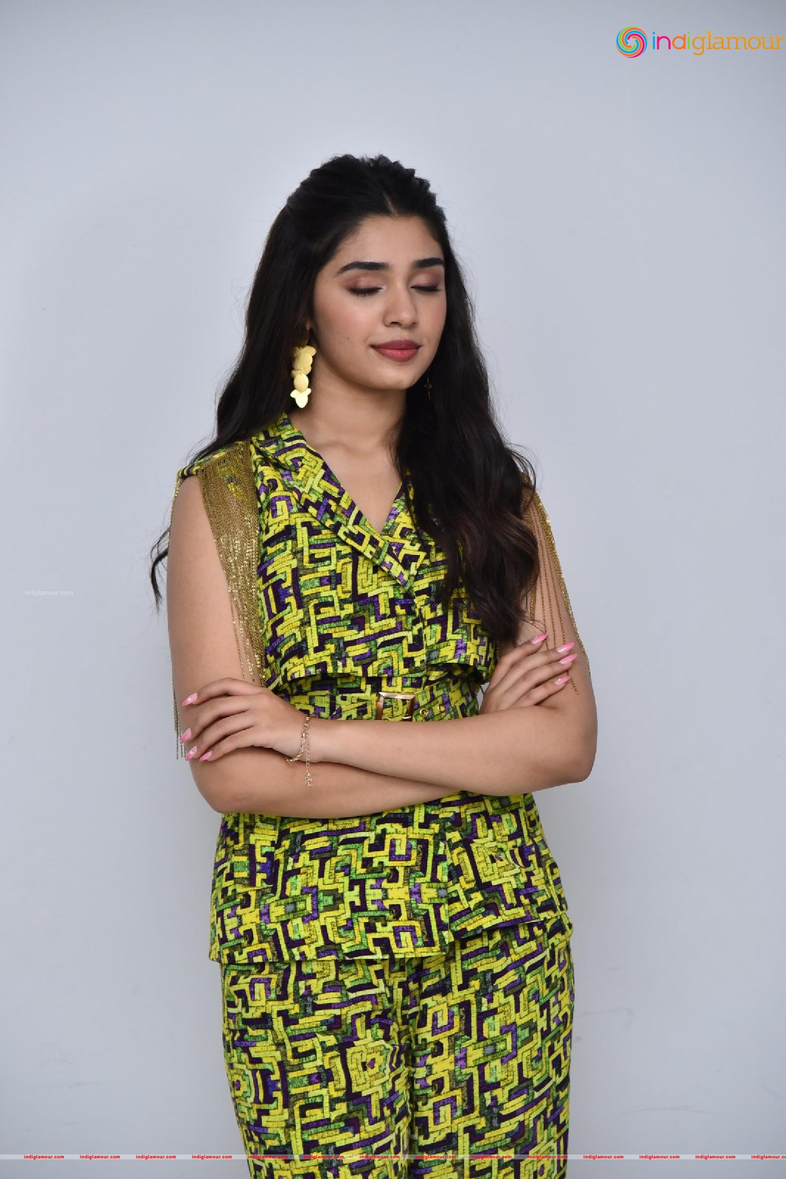 Krithi Shetty Actress hd photo