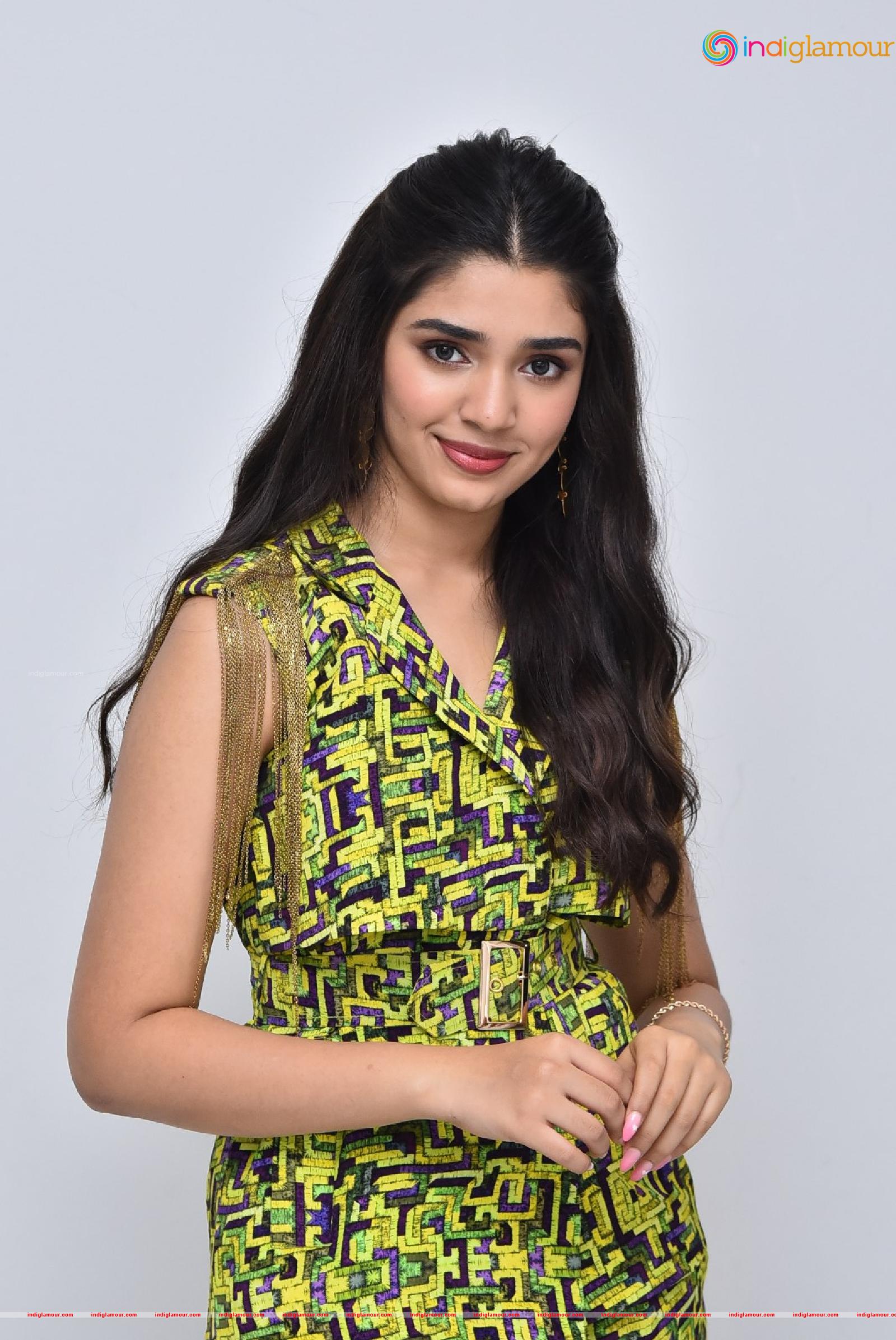 Krithi Shetty Actress hd photo