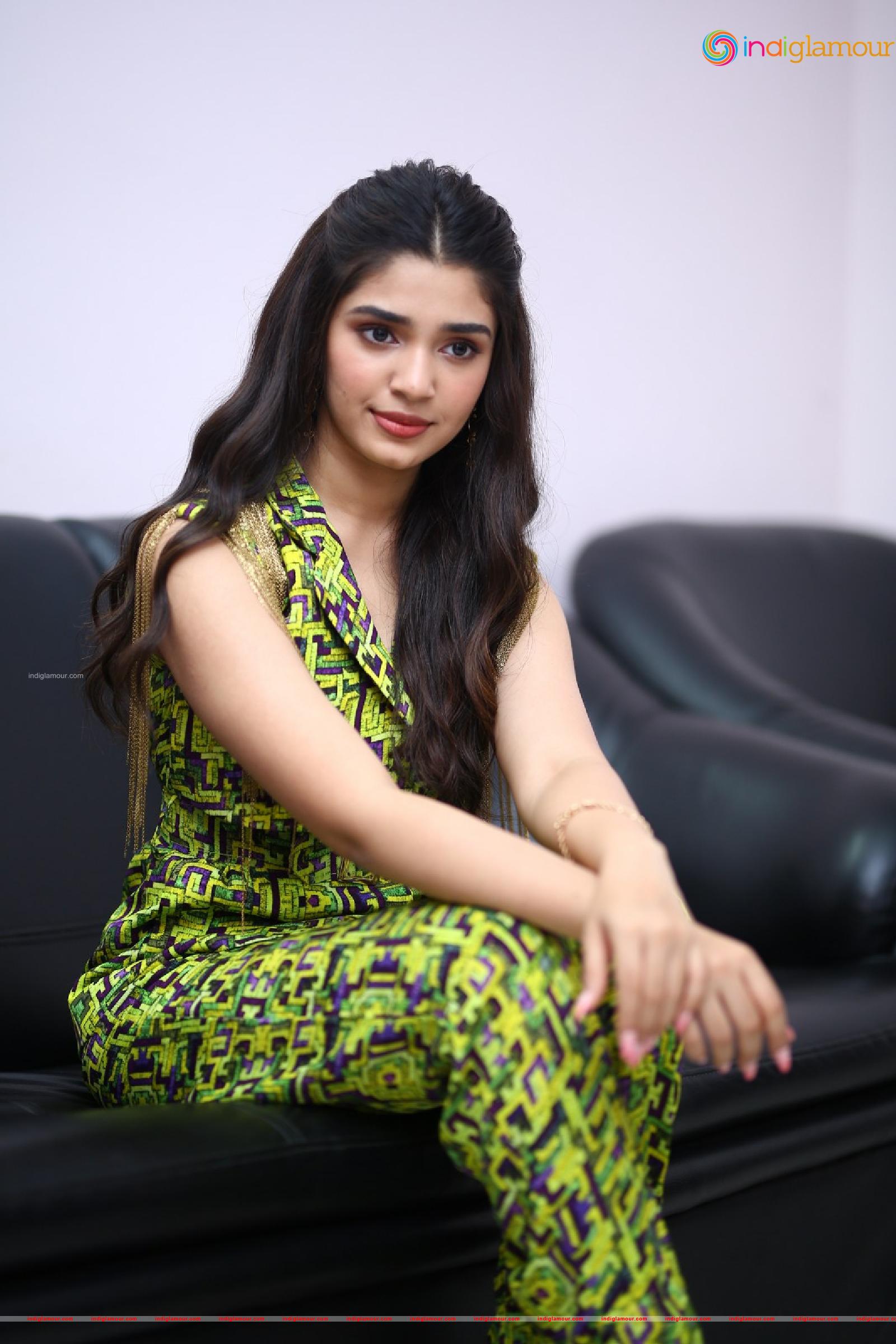 Krithi Shetty Actress hd photo
