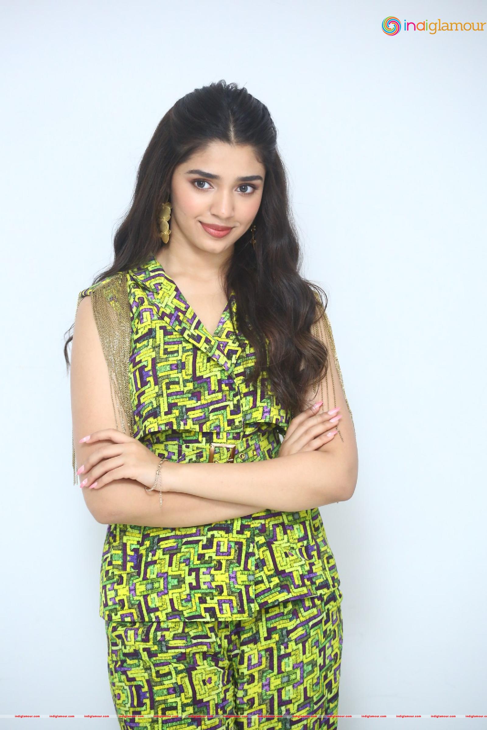 Krithi Shetty Actress hd photo