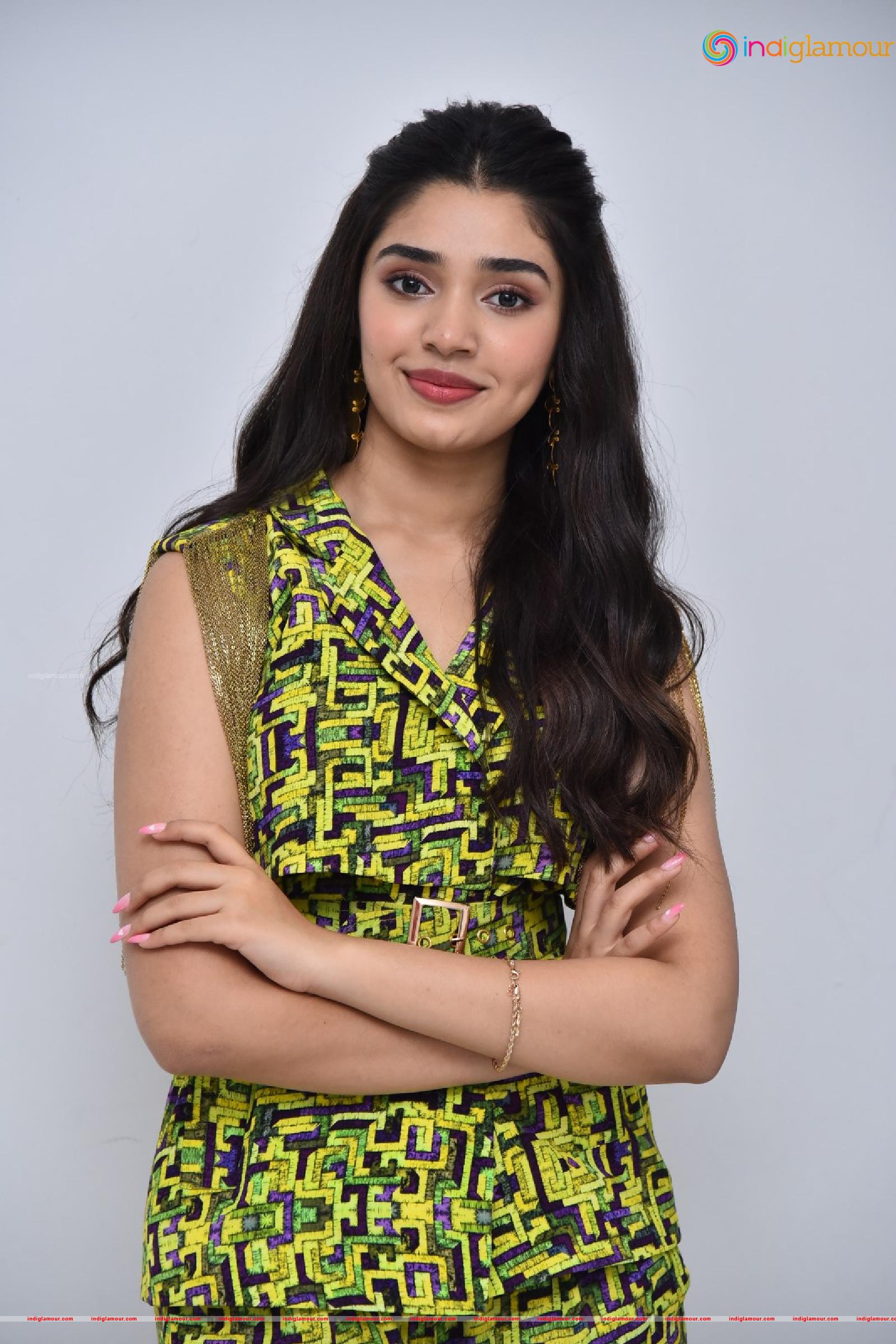 Krithi Shetty Actress hd photo