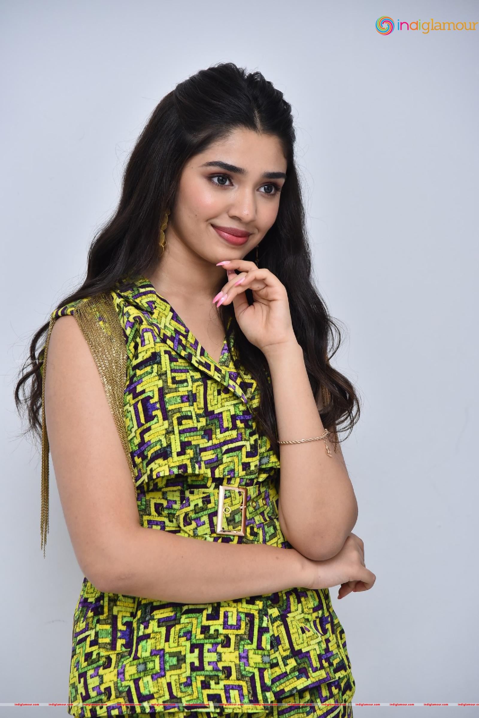 Krithi Shetty Actress hd photo