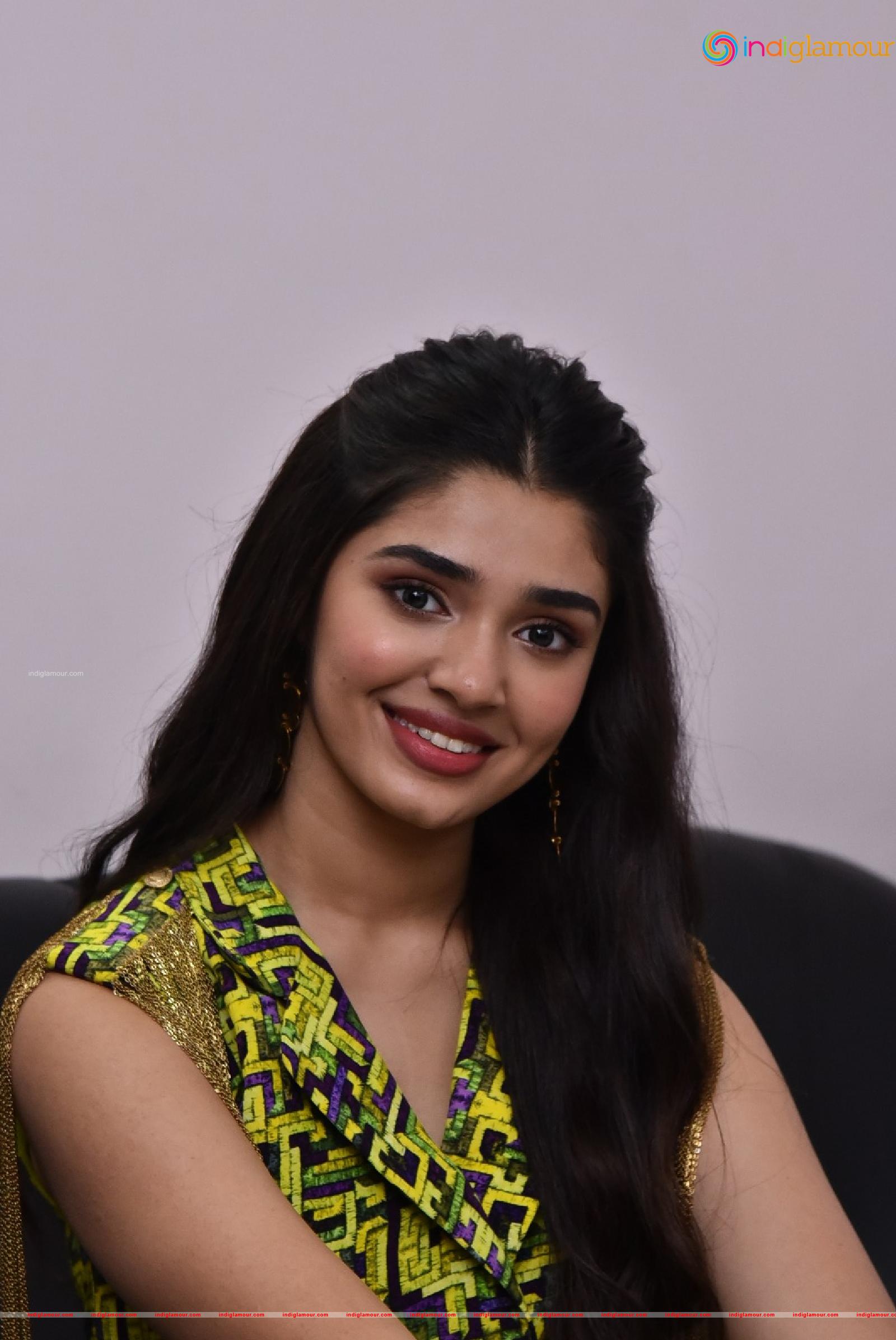 Krithi Shetty Actress hd photo