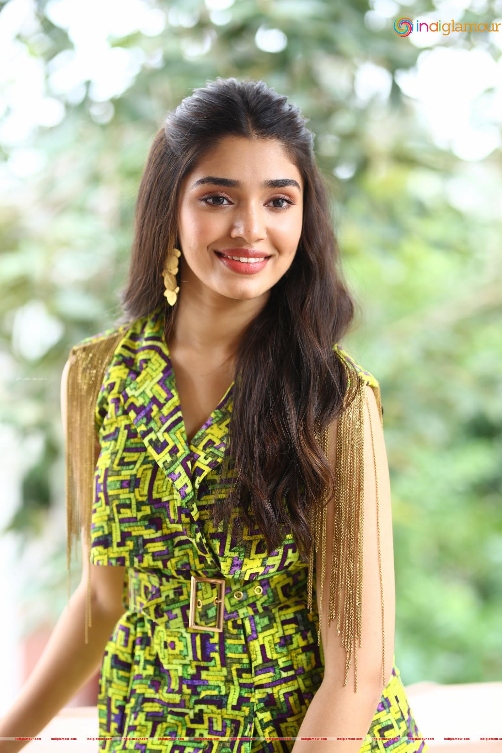 Krithi Shetty Actress hd photo