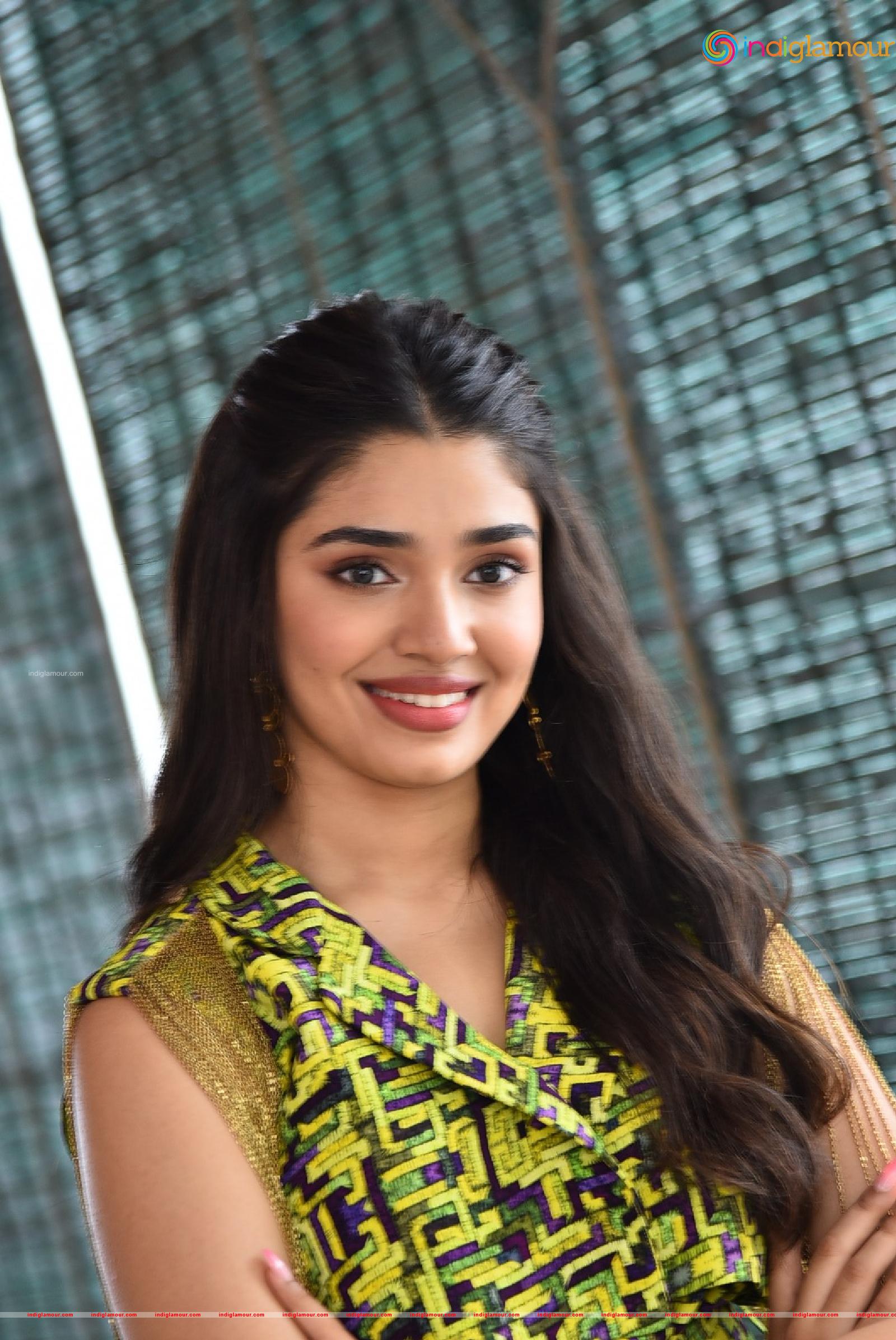 Krithi Shetty Actress hd photo