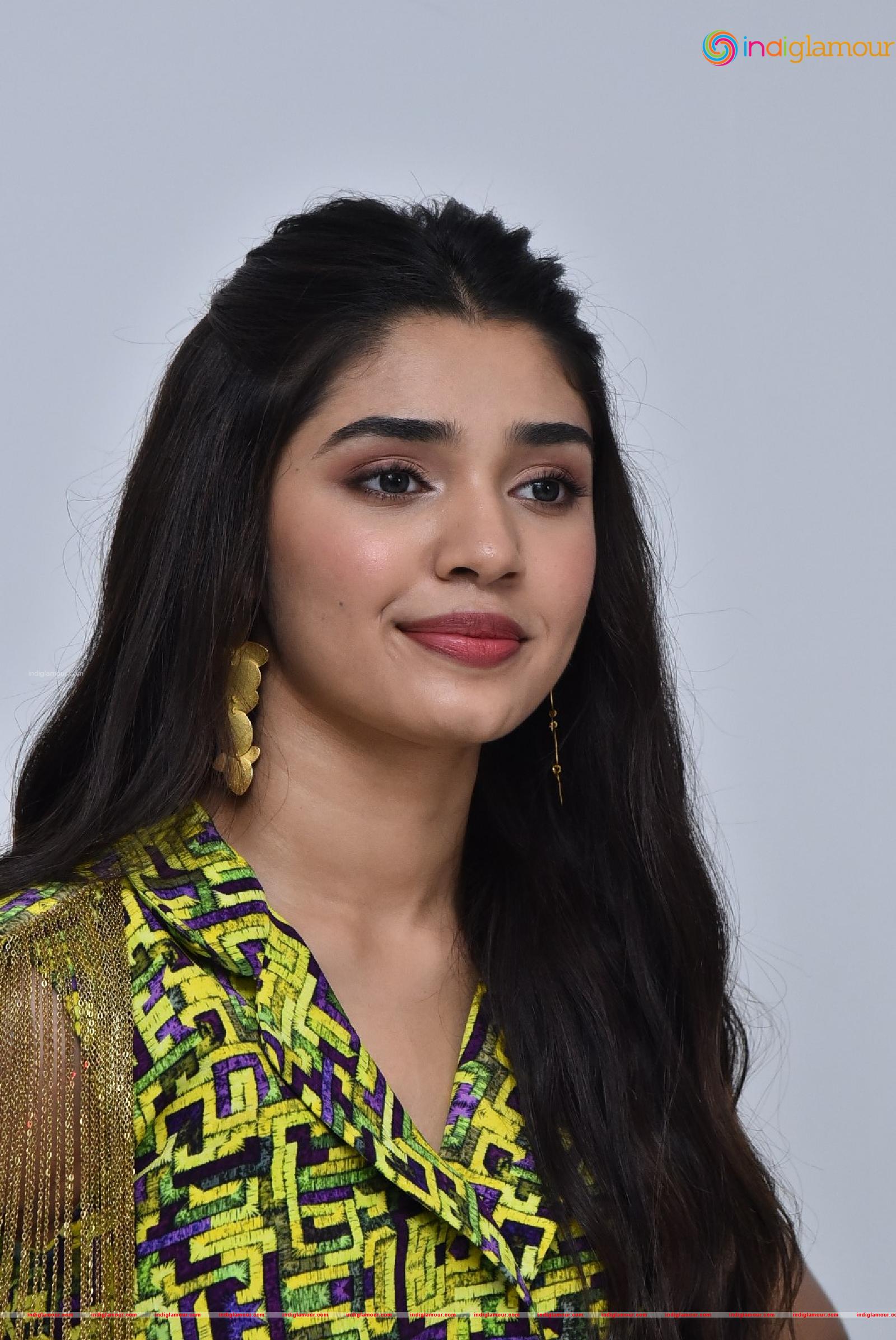 Krithi Shetty Actress hd photo