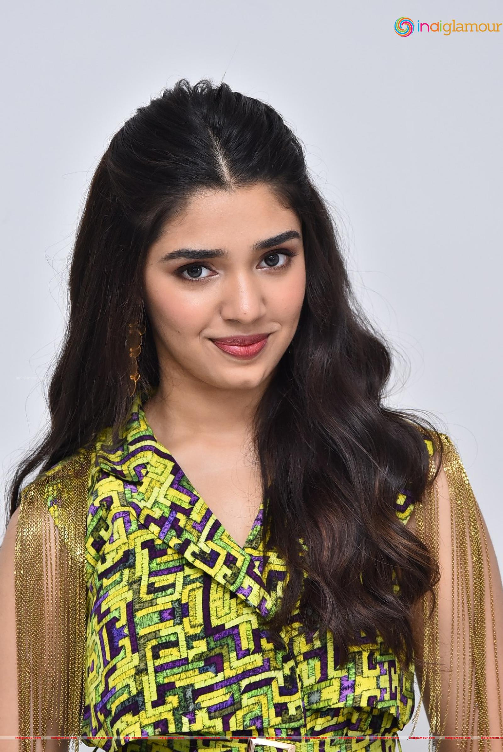 Krithi Shetty Actress hd photo