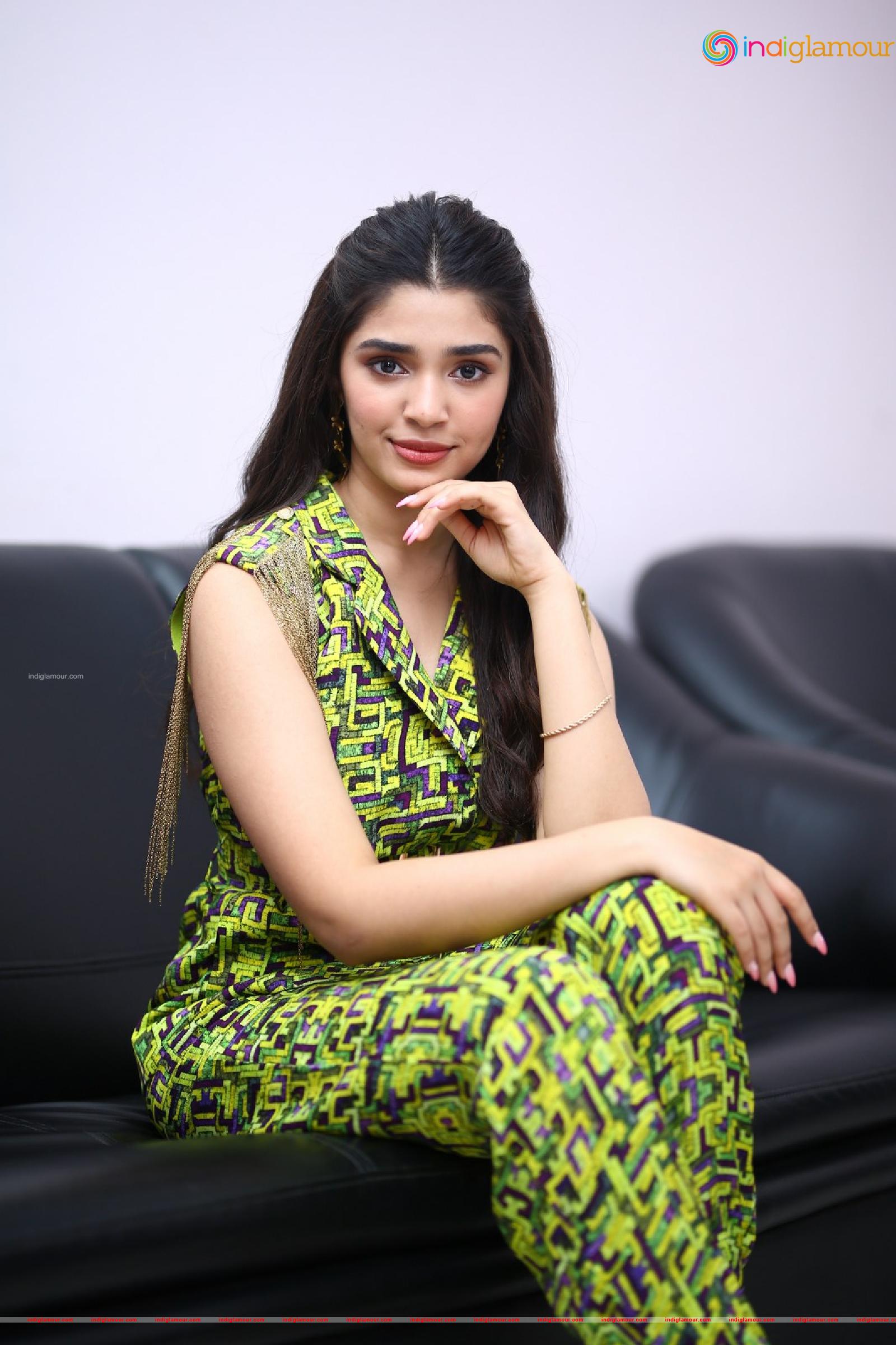 Krithi Shetty Actress hd photo
