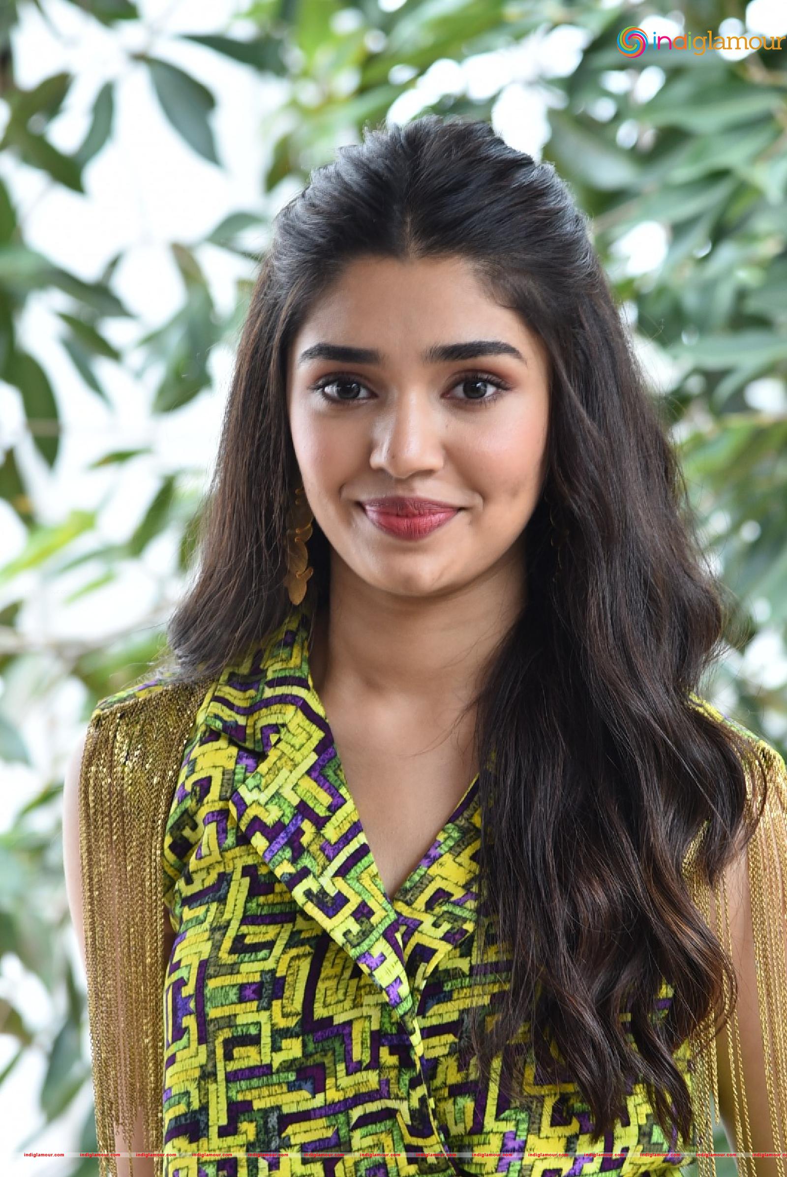 Krithi Shetty Actress hd photo