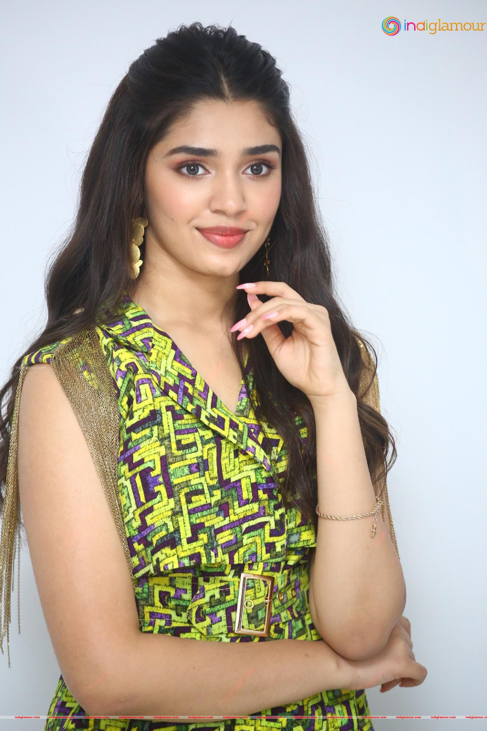 Krithi Shetty Actress hd photo