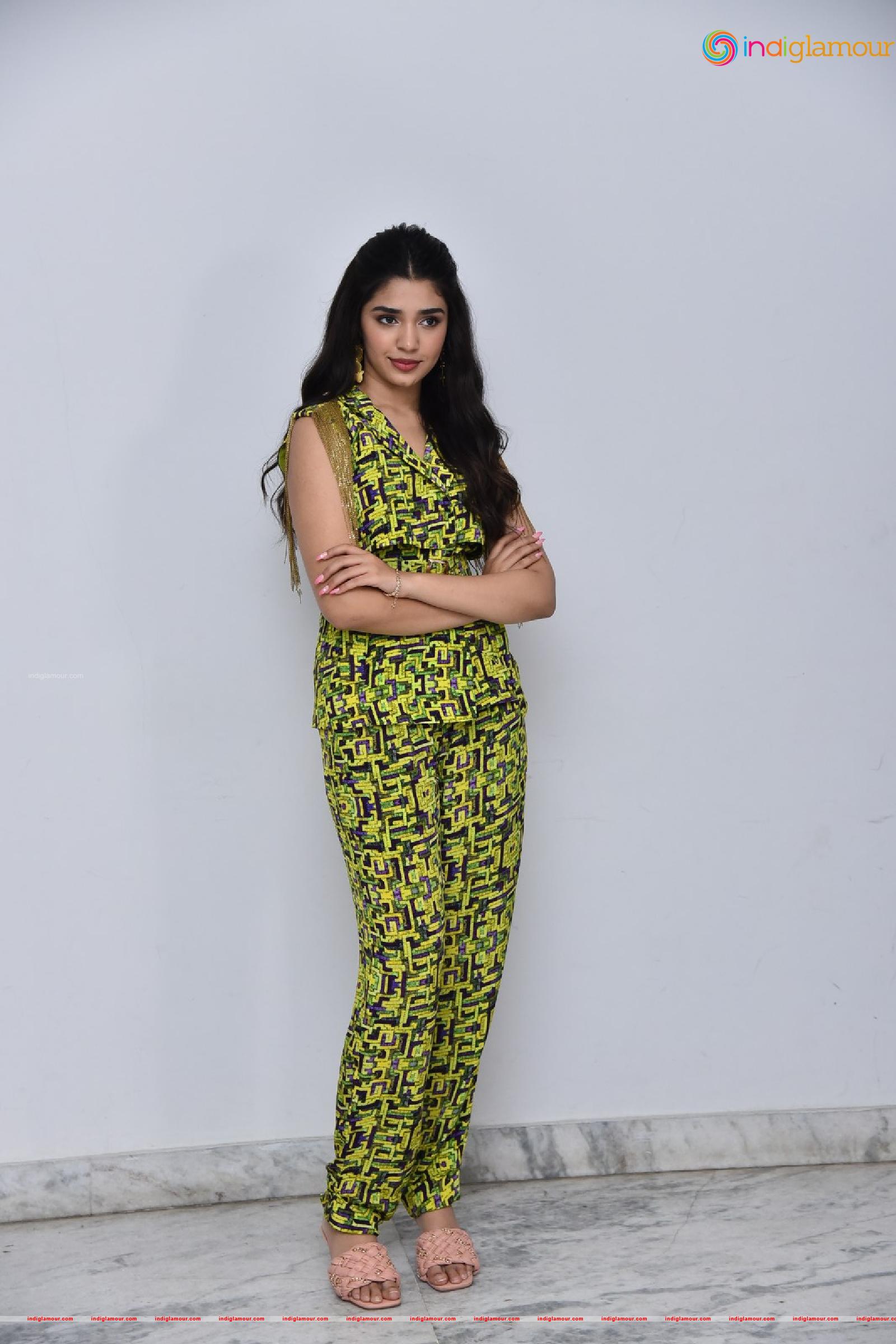 Krithi Shetty Actress hd photo