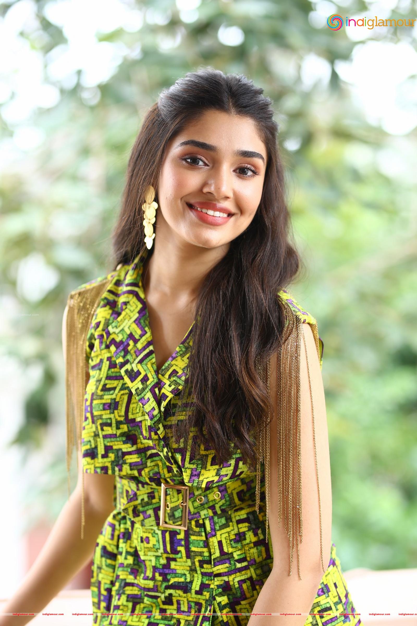 Krithi Shetty Actress hd photo