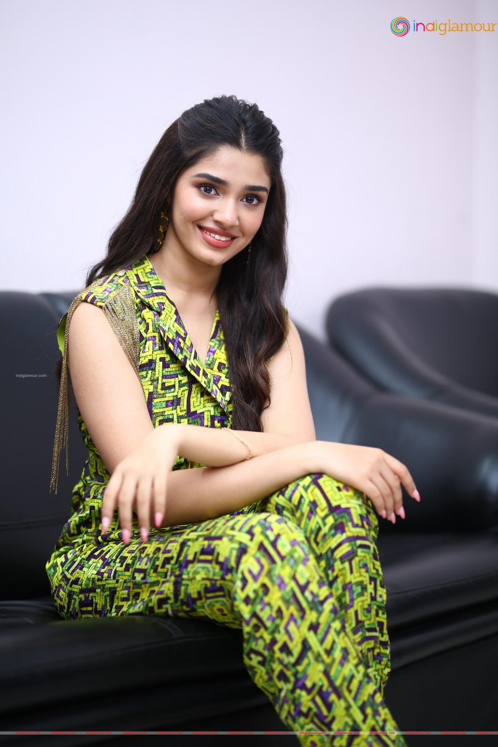 Krithi Shetty Actress hd photo