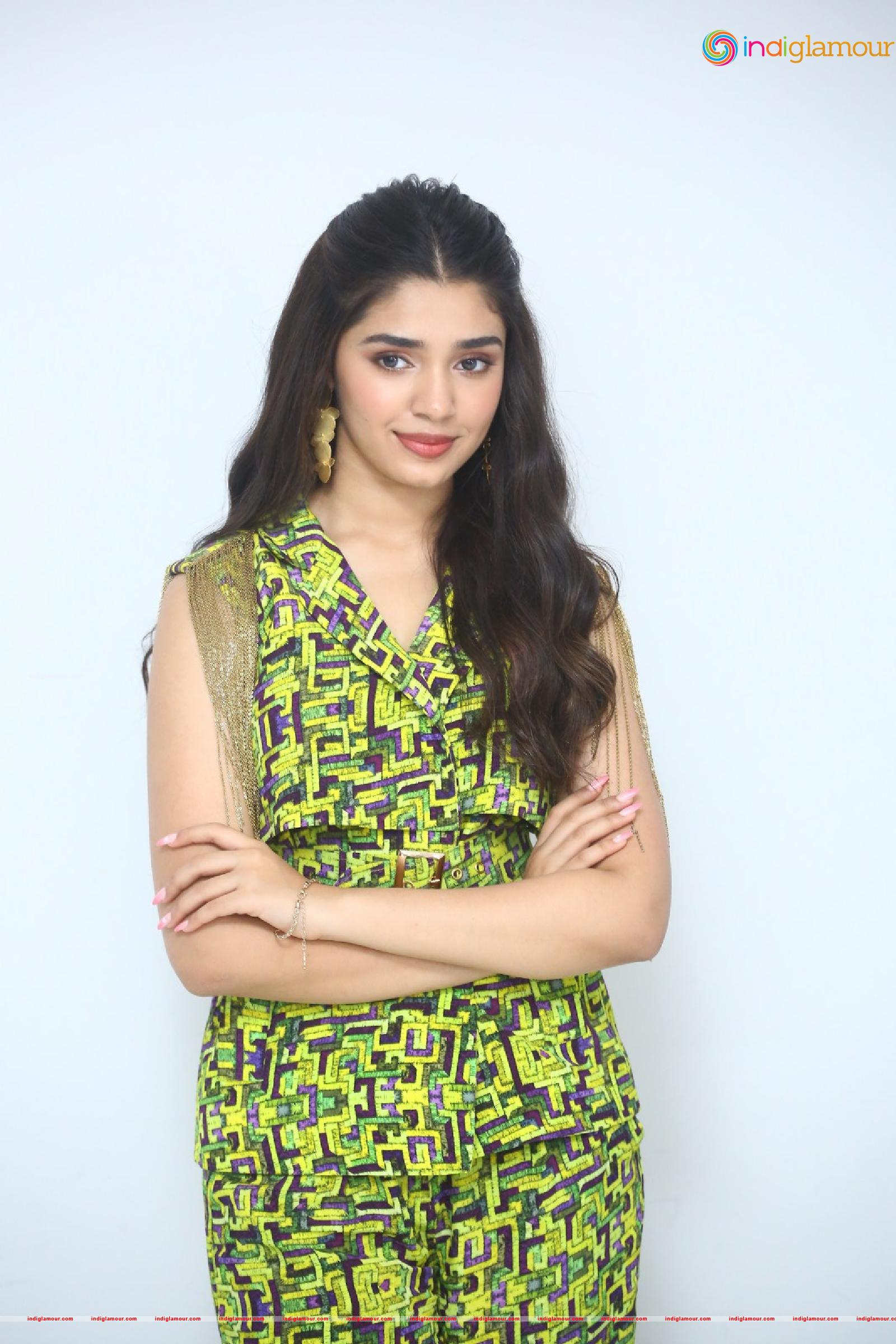 Krithi Shetty Actress hd photo