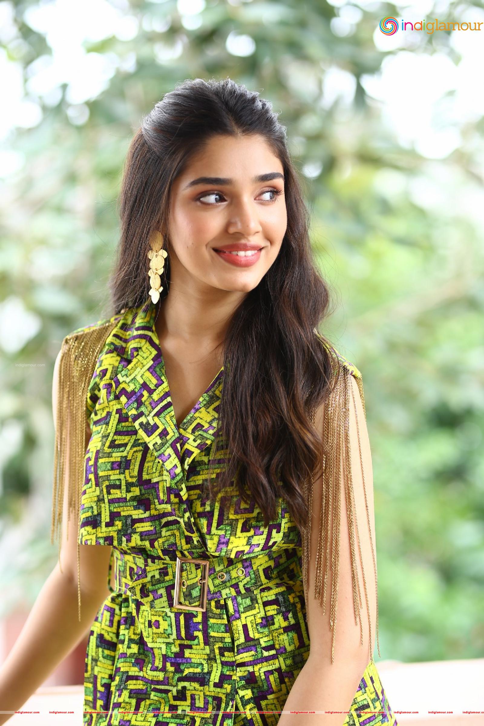 Krithi Shetty Actress hd photo