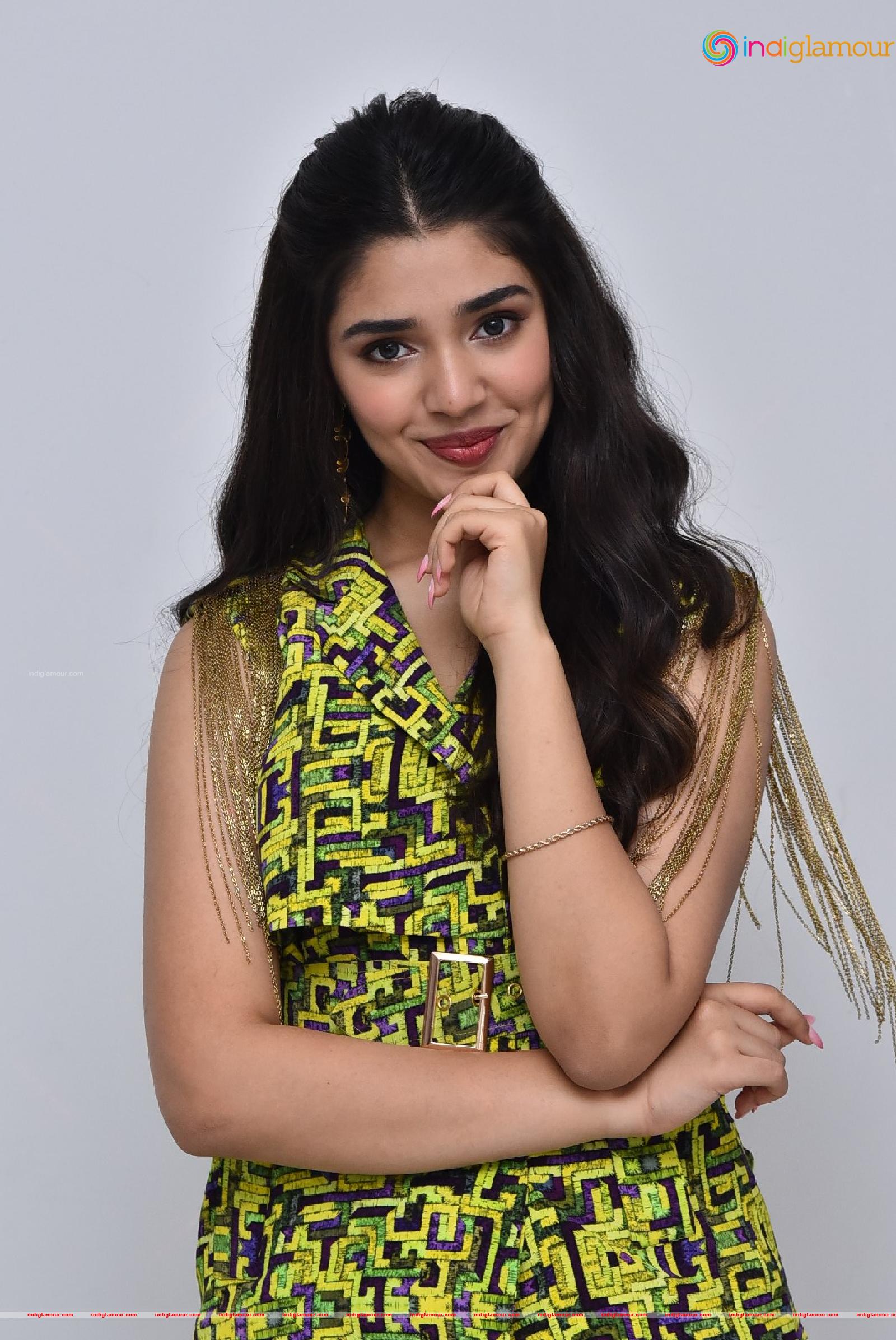 Krithi Shetty Actress hd photo