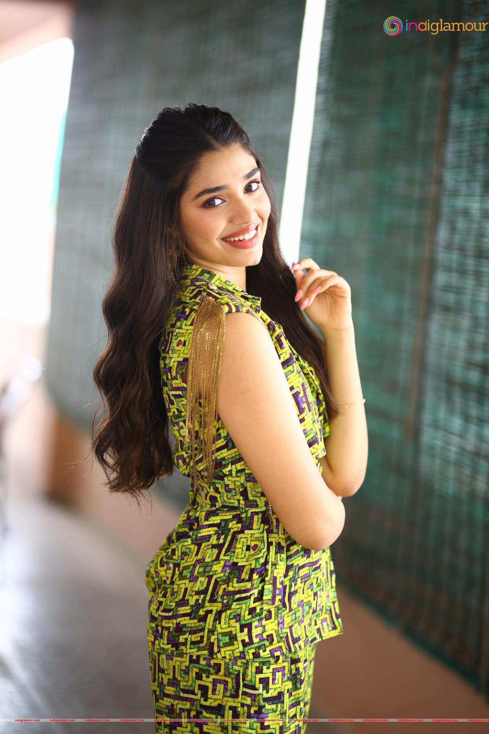 Krithi Shetty Actress hd photo