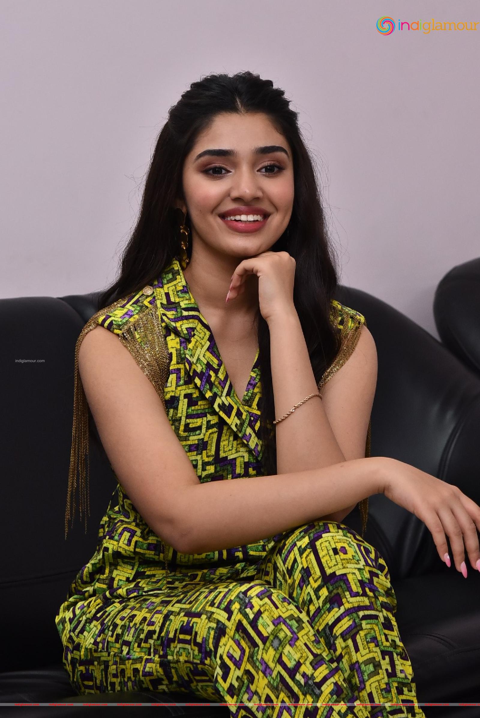 Krithi Shetty Actress hd photo