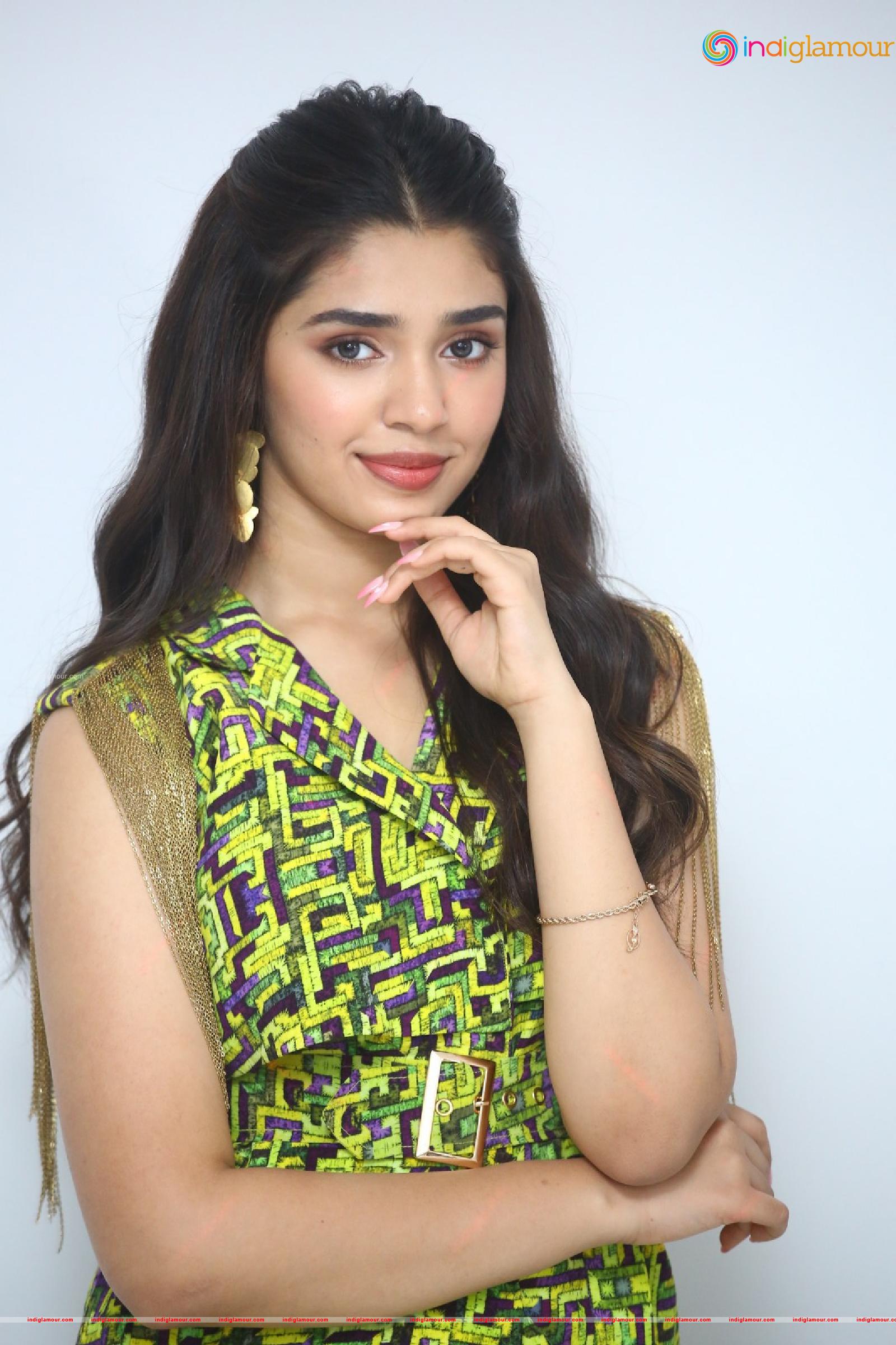 Krithi Shetty Actress hd photo