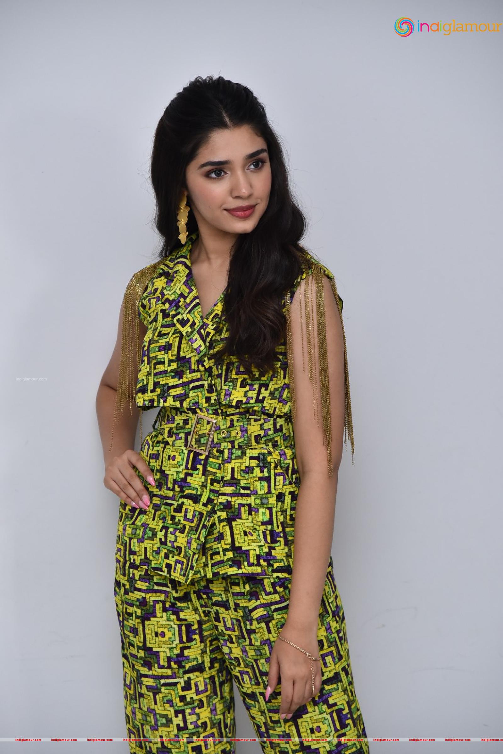 Krithi Shetty Actress hd photo