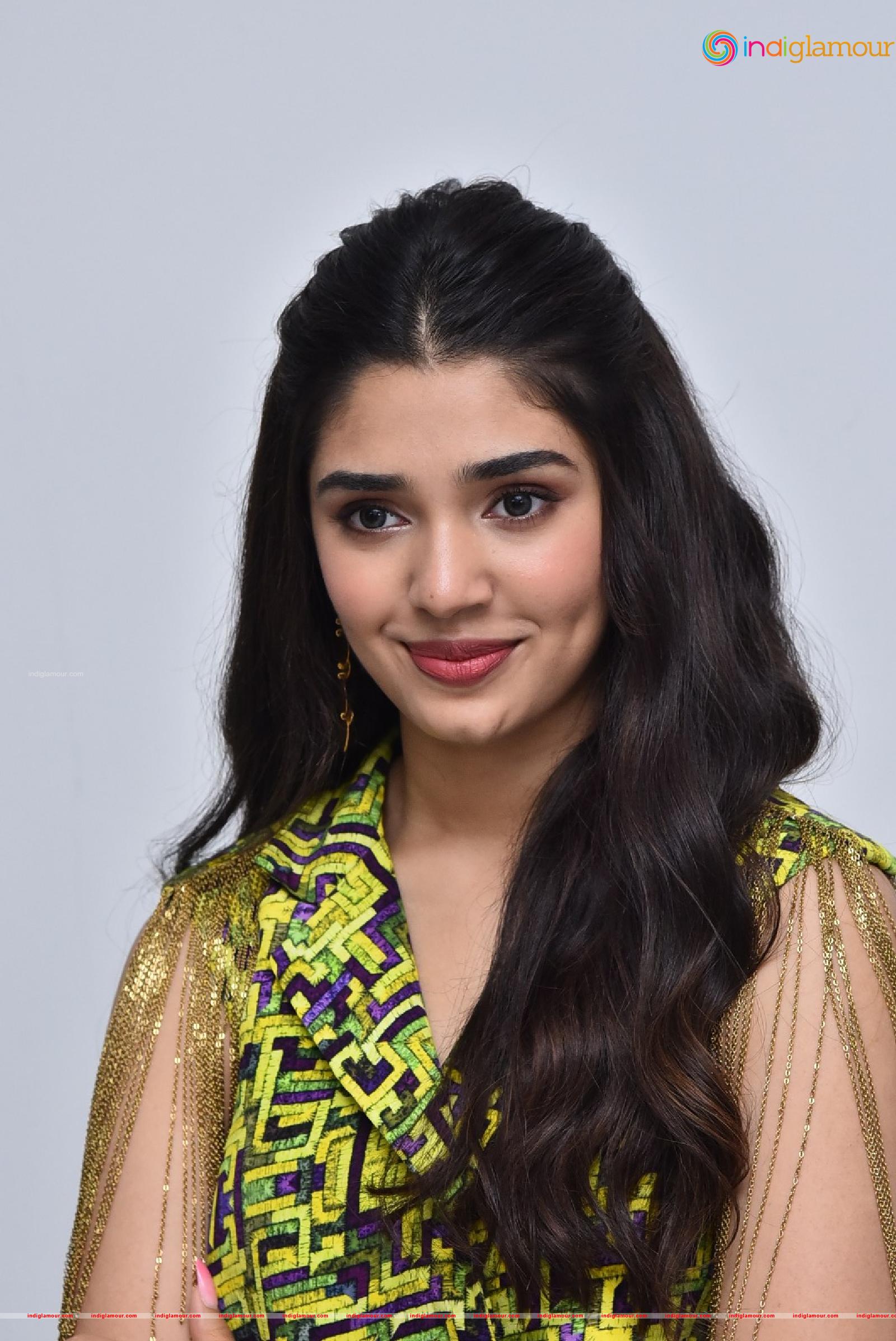 Krithi Shetty Actress hd photo