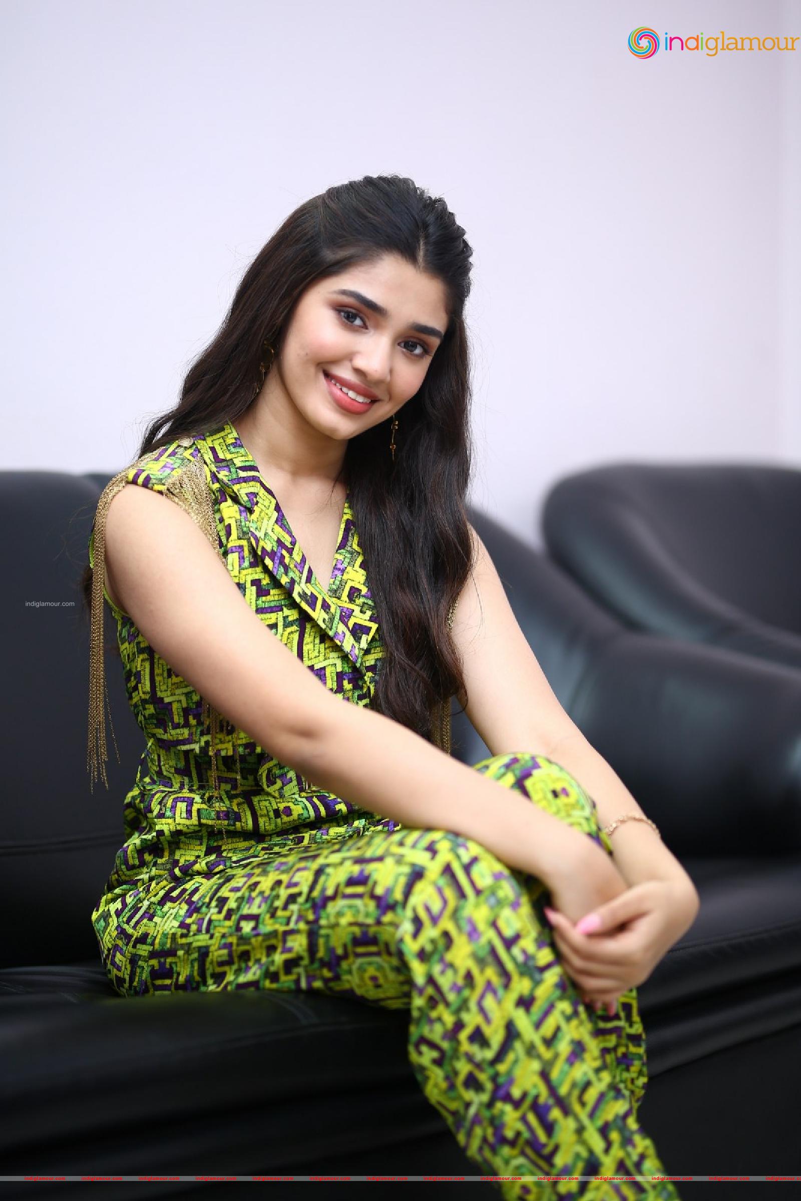 Krithi Shetty Actress hd photo