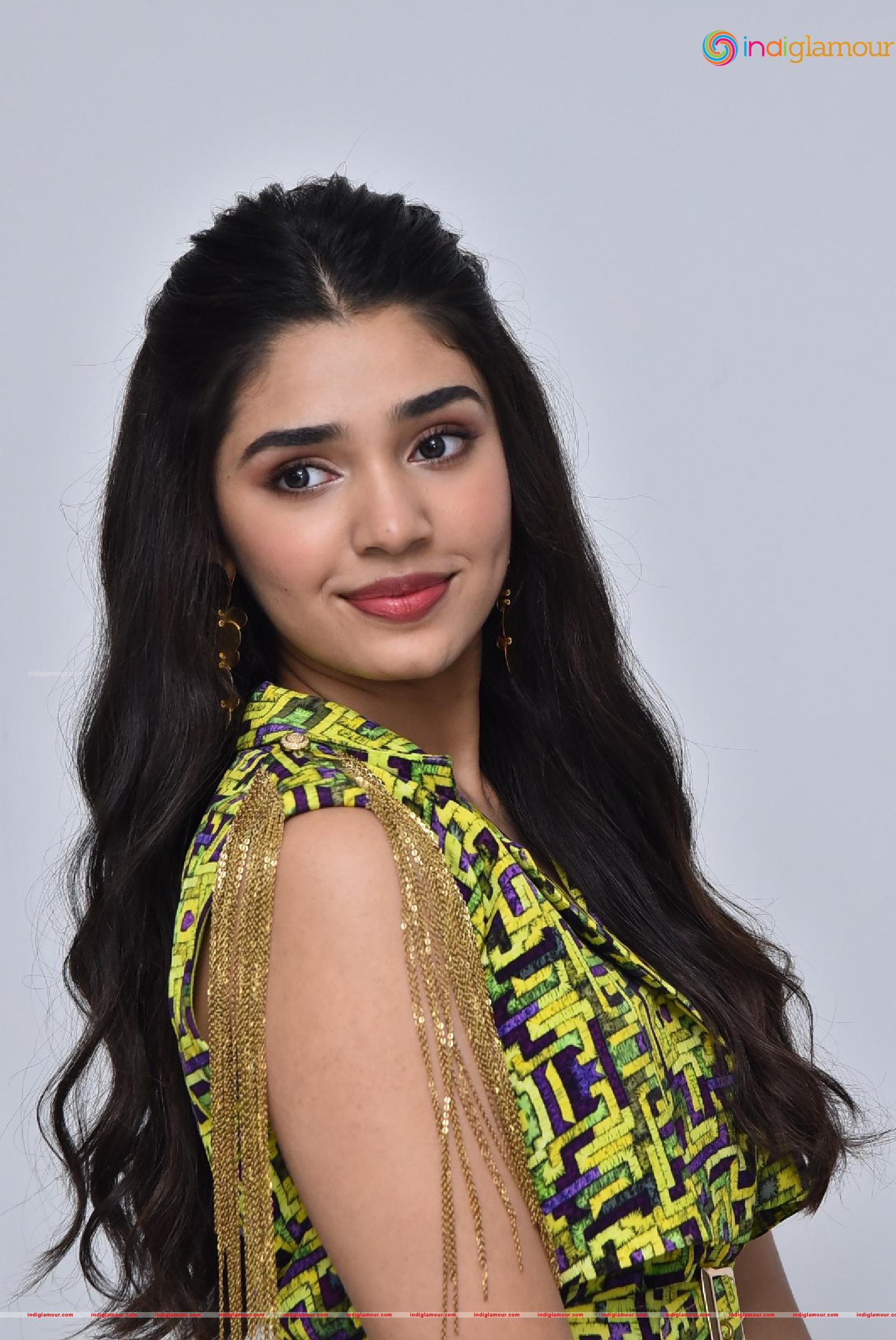 Krithi Shetty Actress hd photo