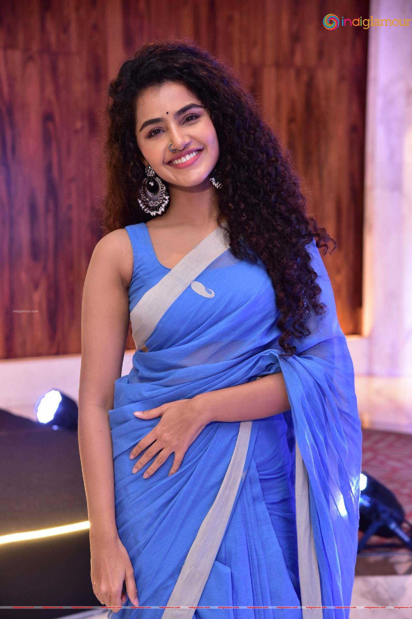 Anupama Parameswaran Actress hd photo