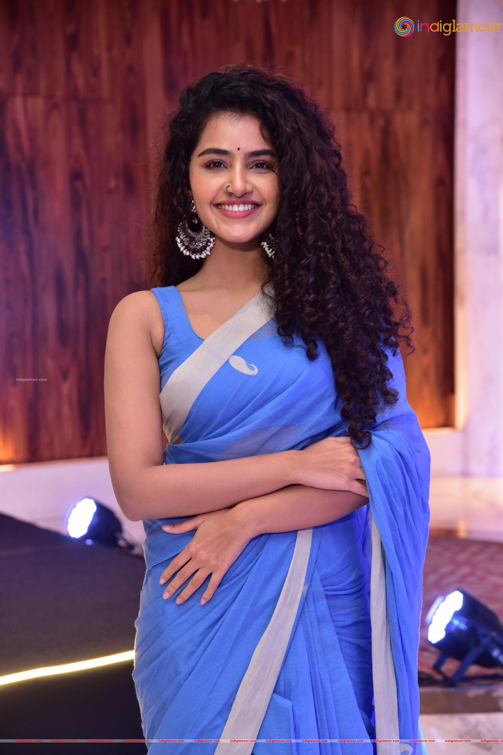 Anupama Parameswaran Actress hd photo