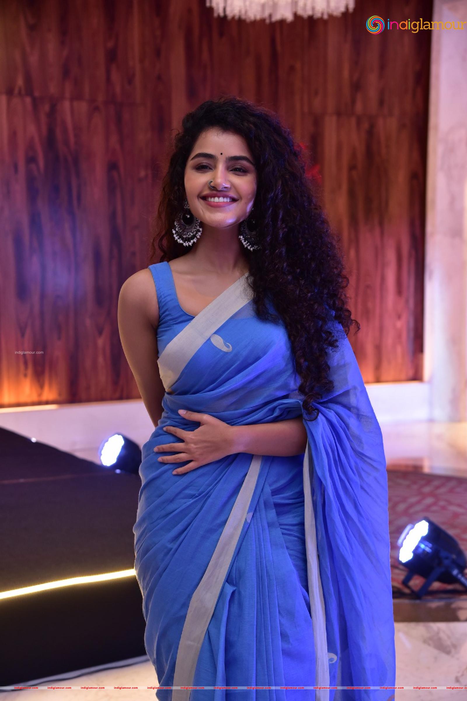 Anupama Parameswaran Actress hd photo