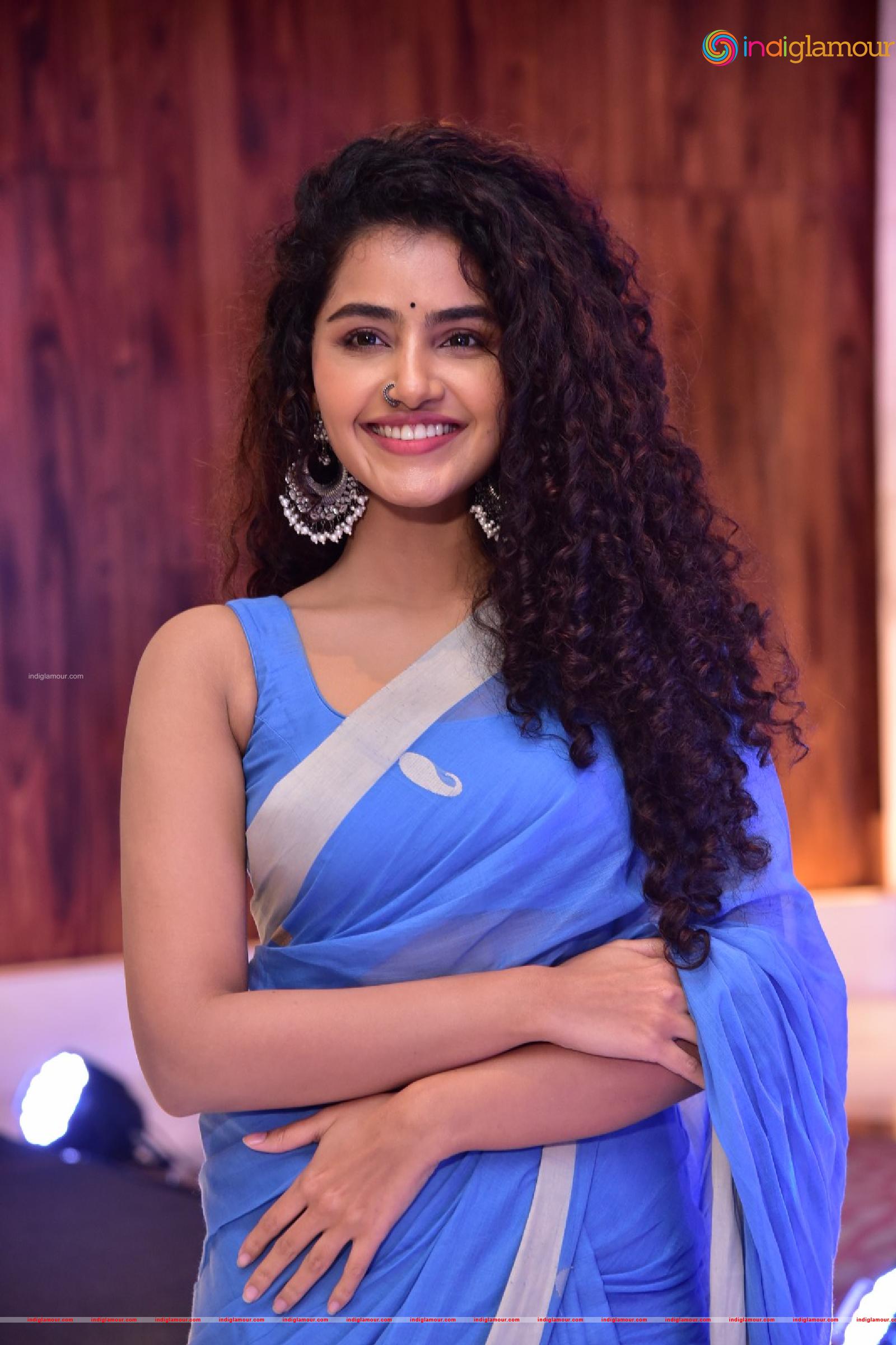 Anupama Parameswaran Actress hd photo