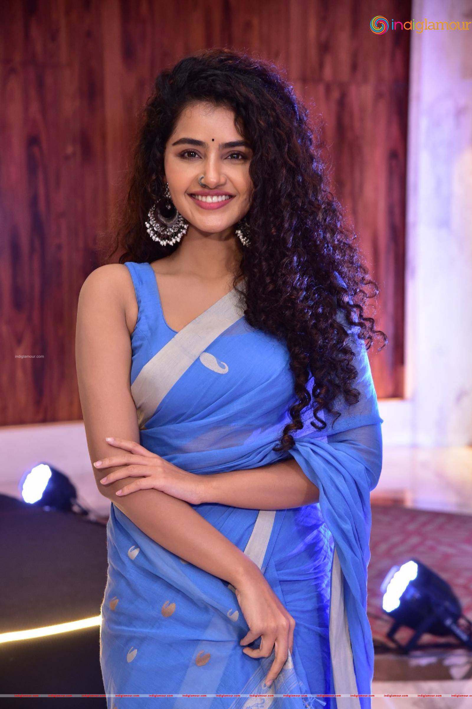Anupama Parameswaran Actress hd photo
