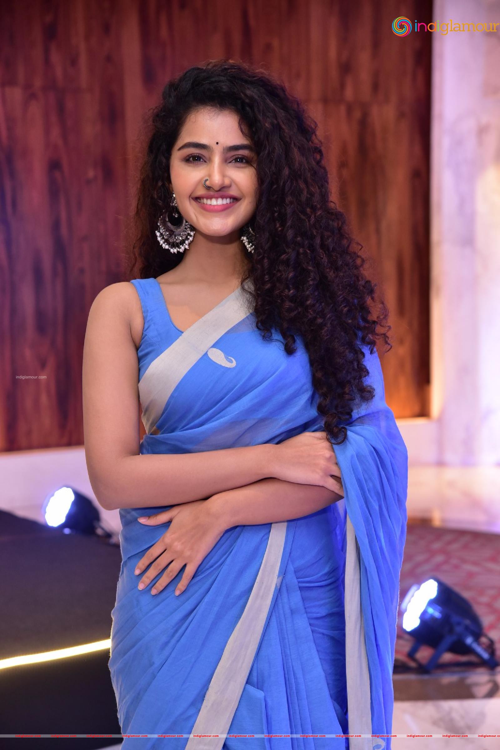 Anupama Parameswaran Actress hd photo