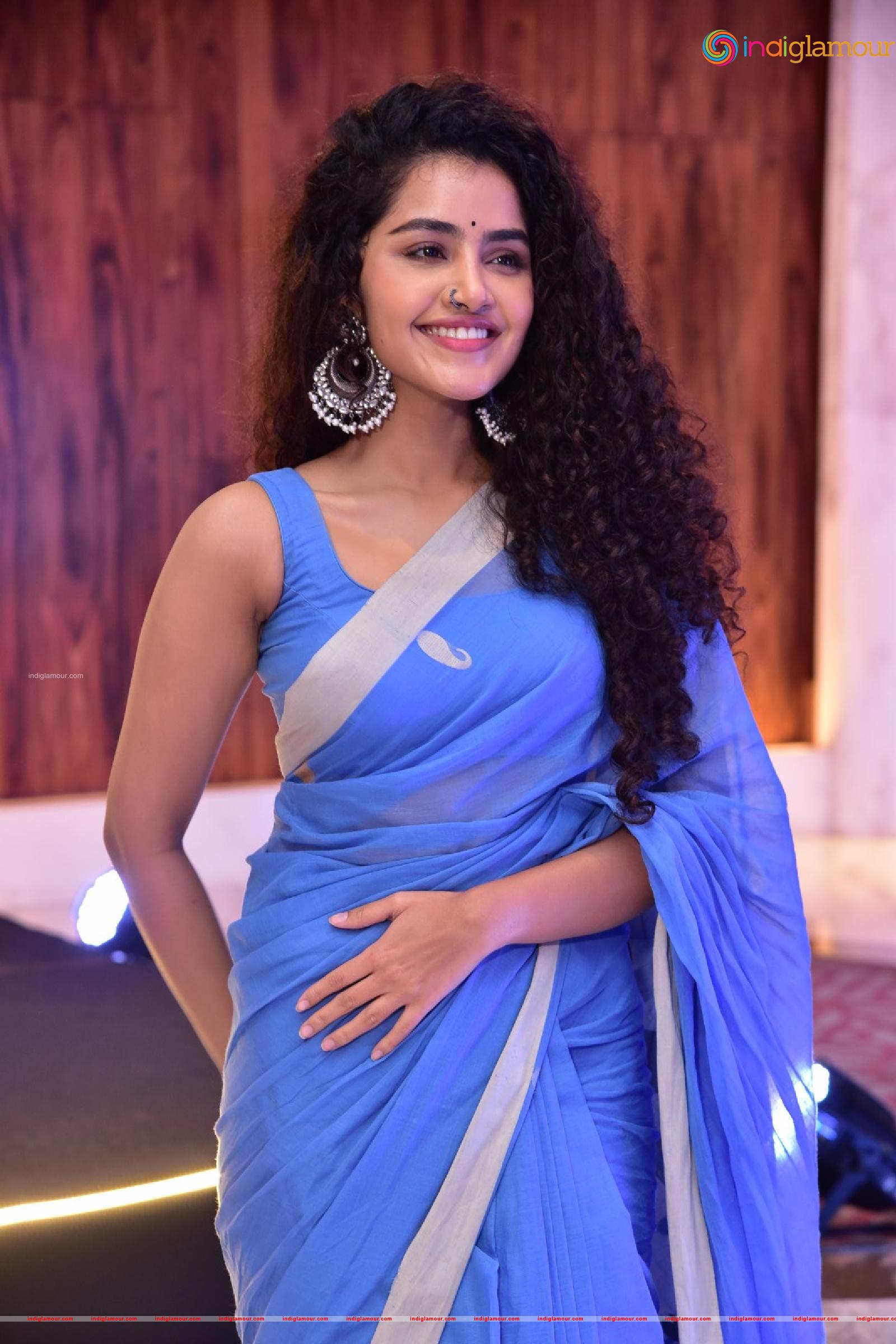 Anupama Parameswaran Actress hd photo