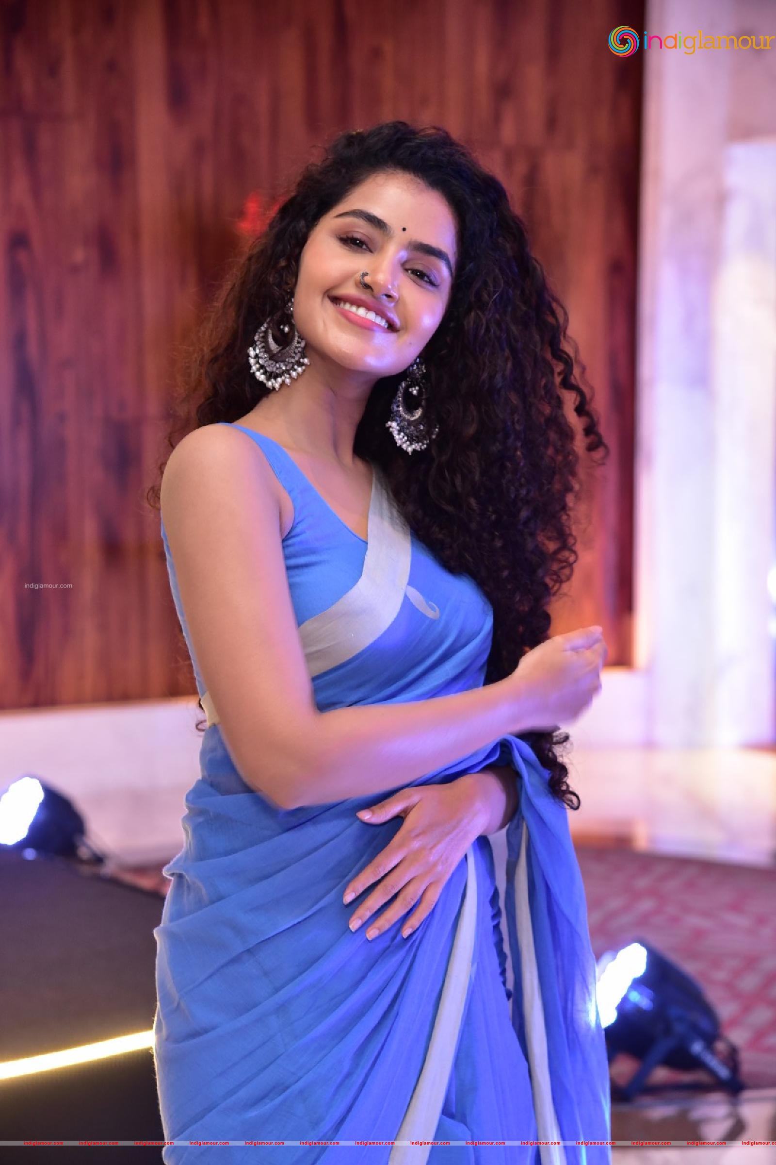 Anupama Parameswaran Actress hd photo