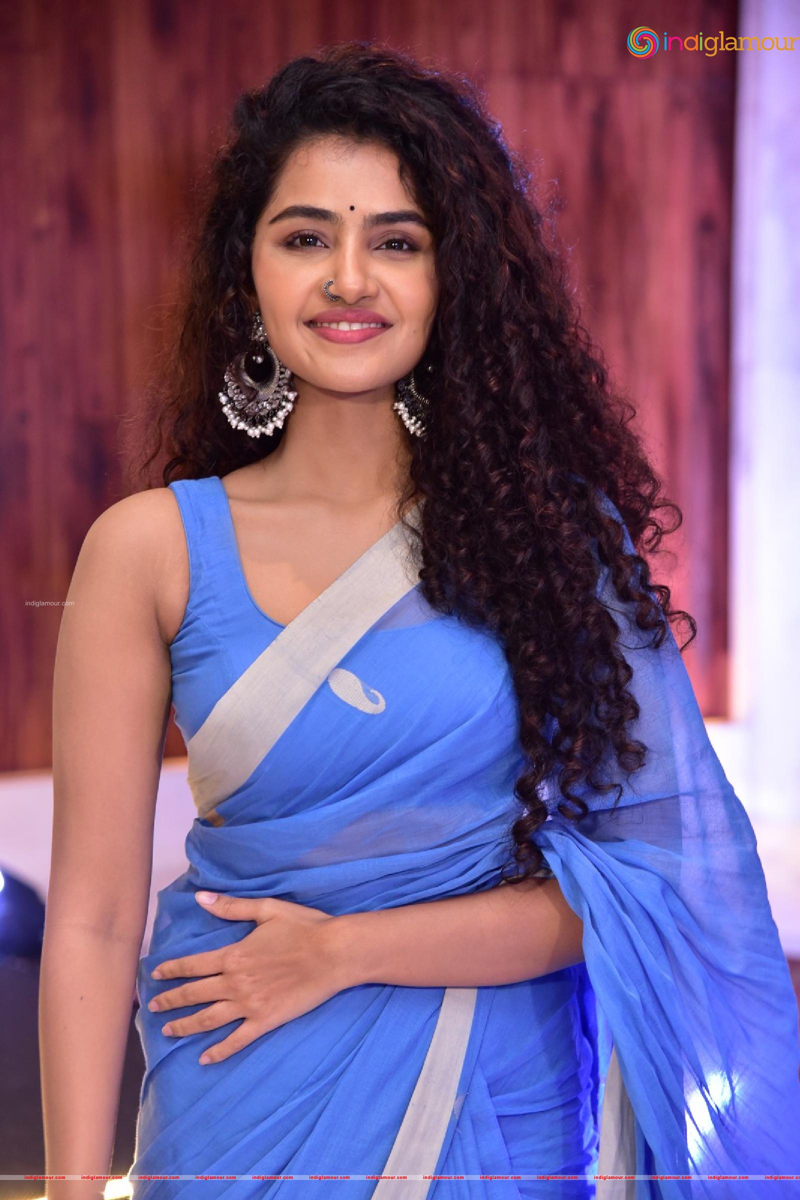 Anupama Parameswaran Actress hd photo