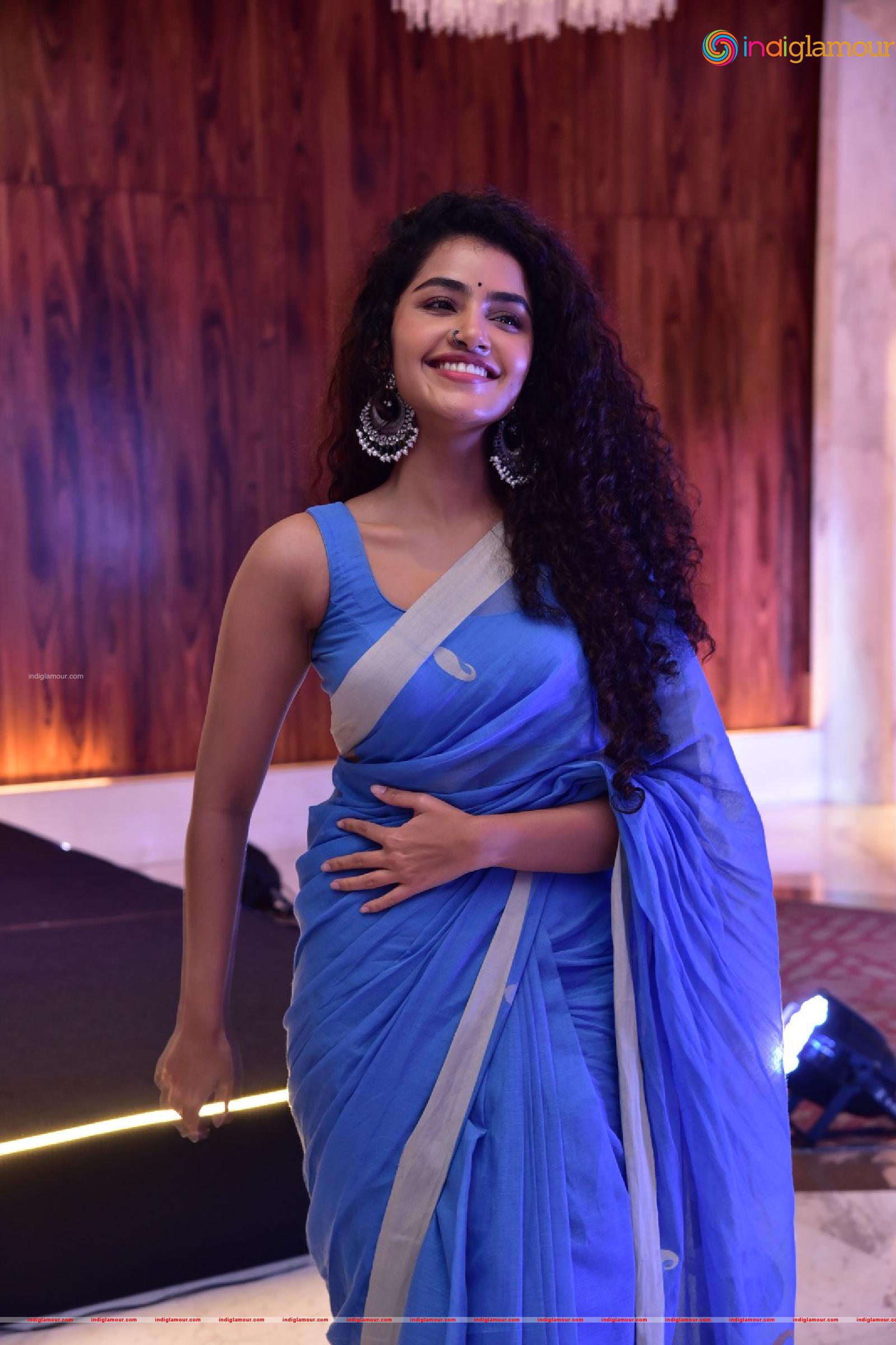 Anupama Parameswaran Actress hd photo