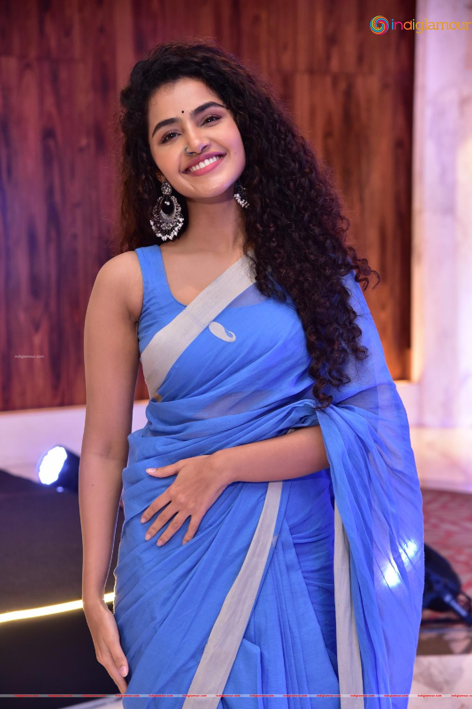 Anupama Parameswaran Actress hd photo