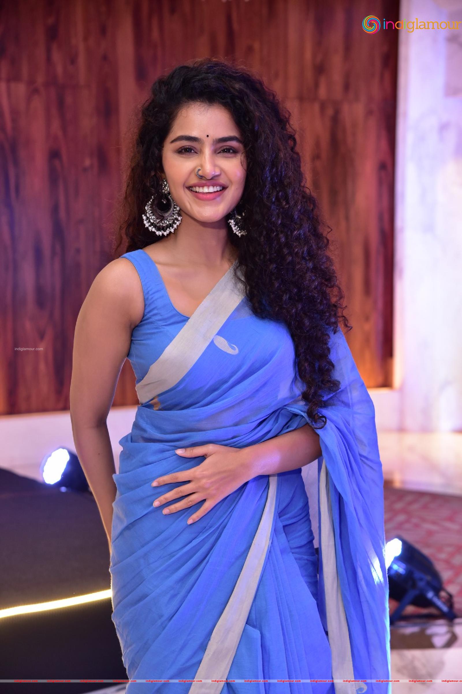 Anupama Parameswaran Actress hd photo