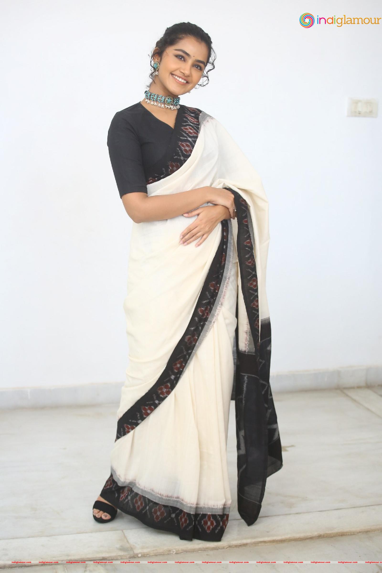 Anupama Parameswaran Actress hd photo